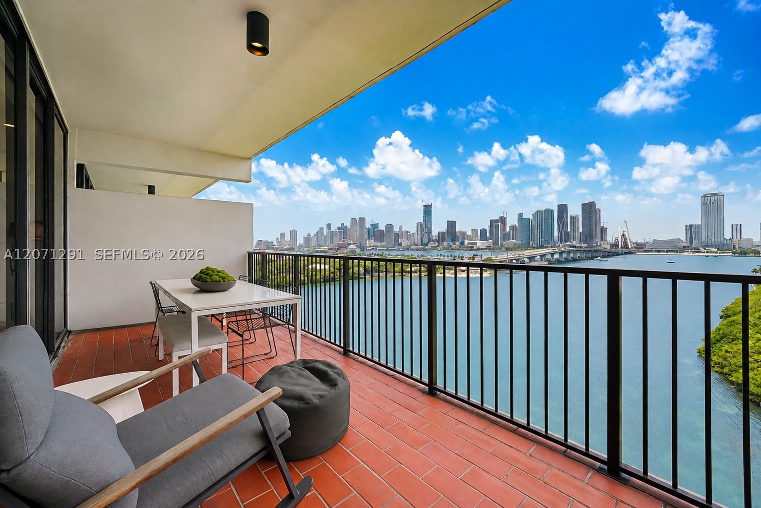 1000 Venetian Way #1108, Miami FL 33139