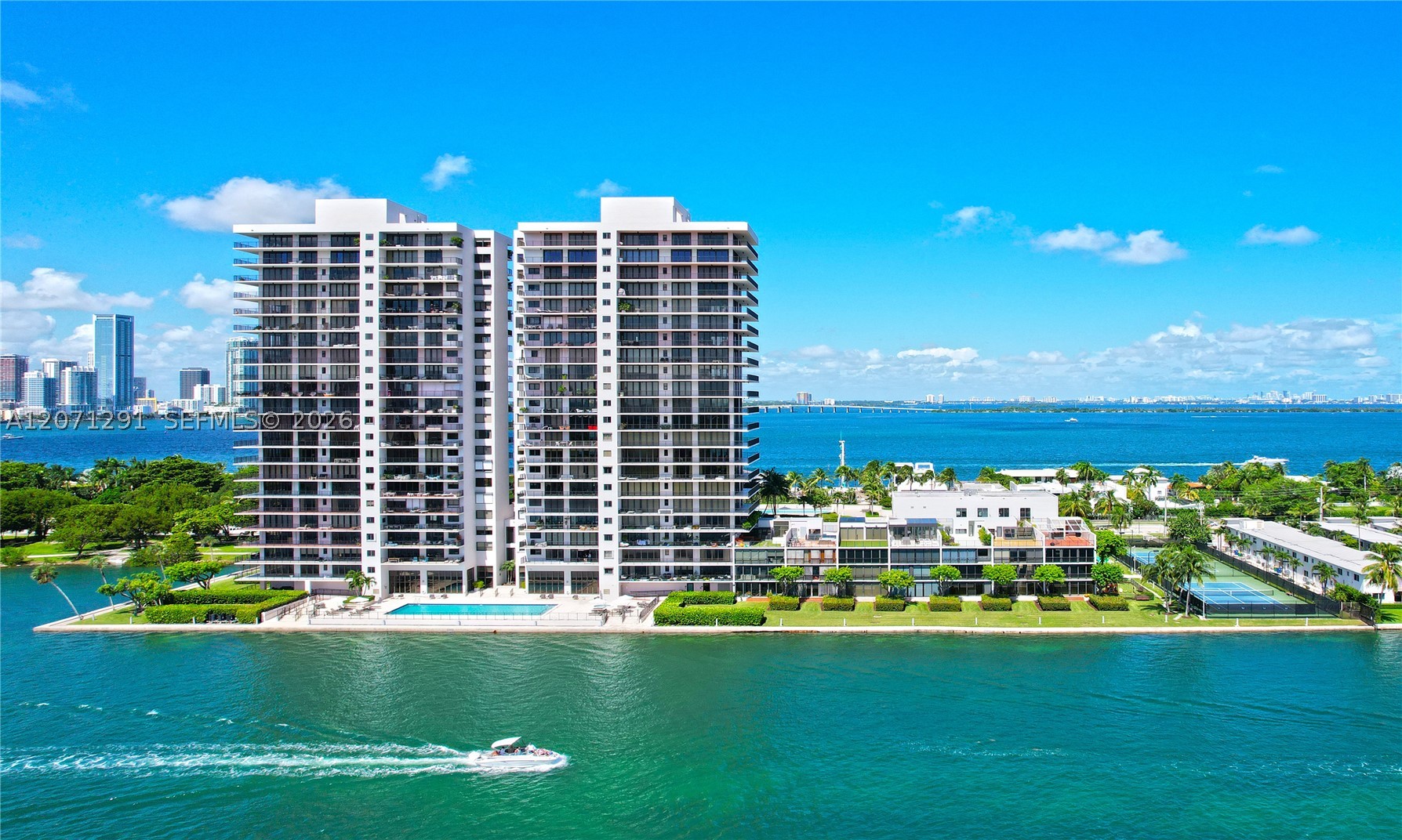 1000 Venetian Way #1108, Miami FL 33139
