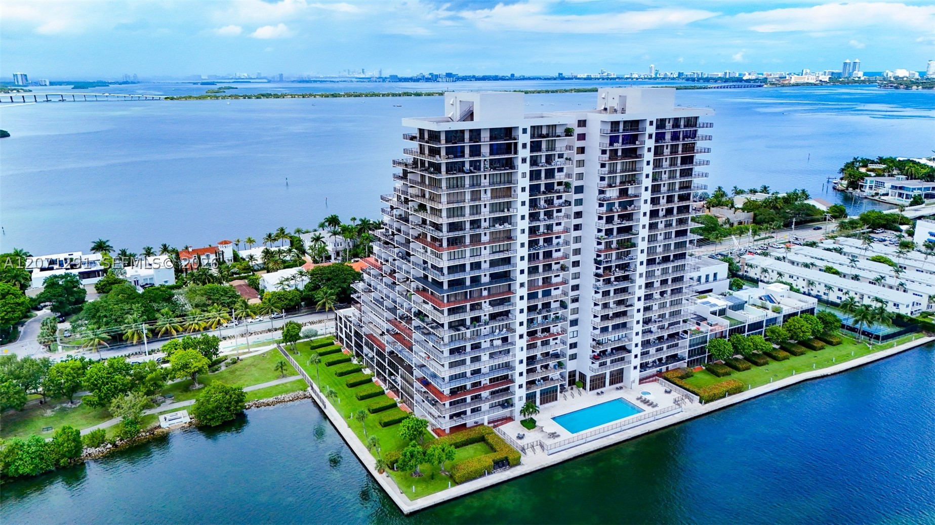 1000 Venetian Way #1108, Miami FL 33139