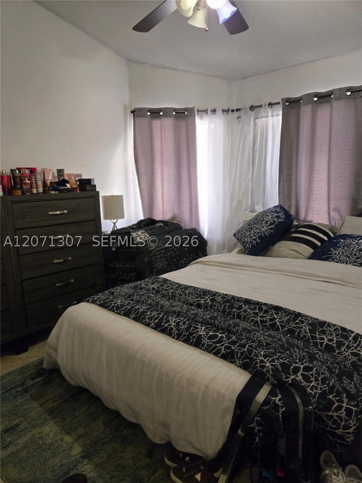 818 E Palm Run Dr, North Lauderdale FL 33068