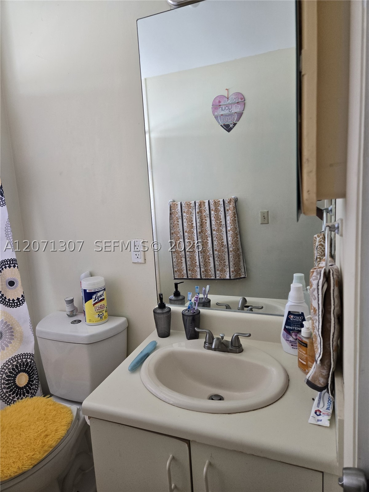 818 E Palm Run Dr, North Lauderdale FL 33068