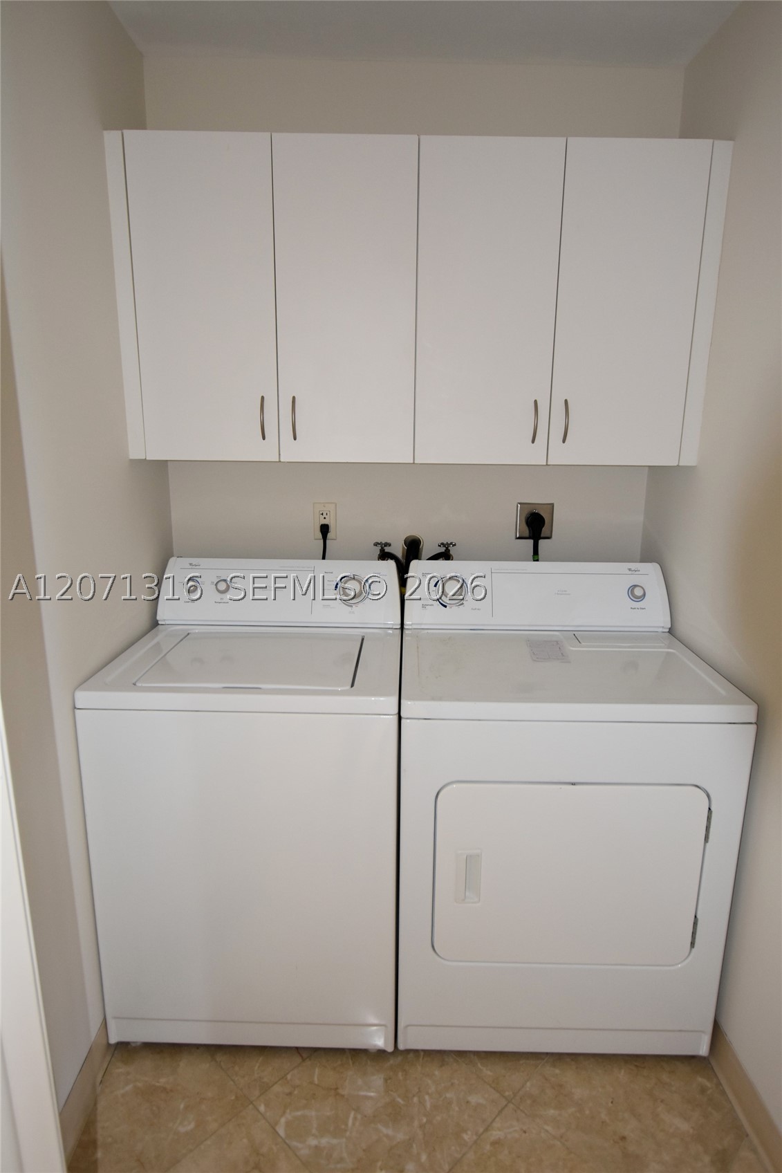 801 Brickell Key Blvd #701, Miami FL 33131