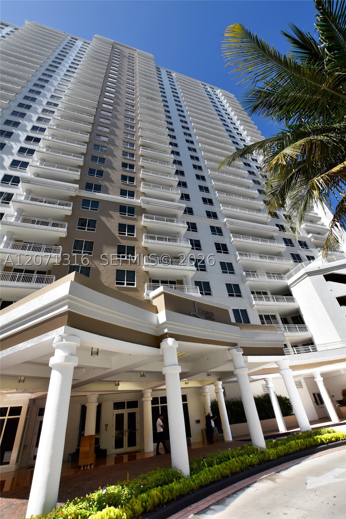 801 Brickell Key Blvd #701, Miami FL 33131