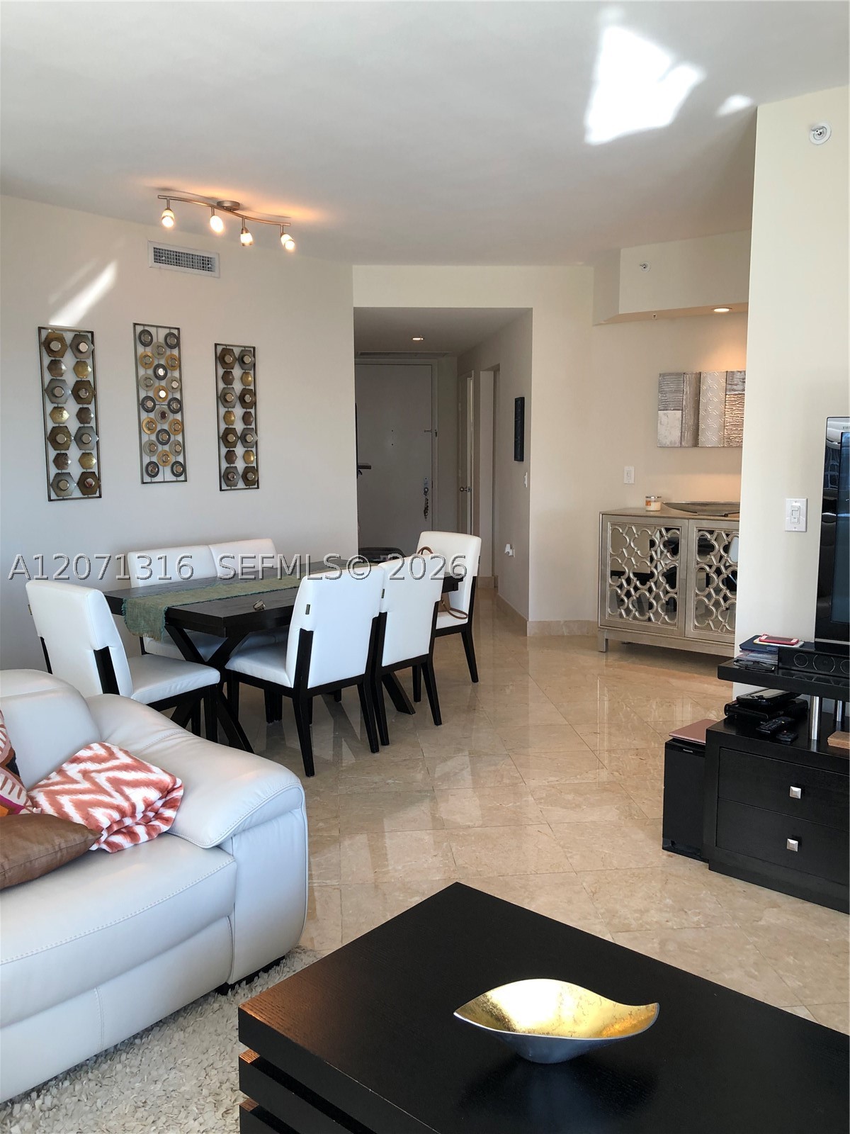 801 Brickell Key Blvd #701, Miami FL 33131