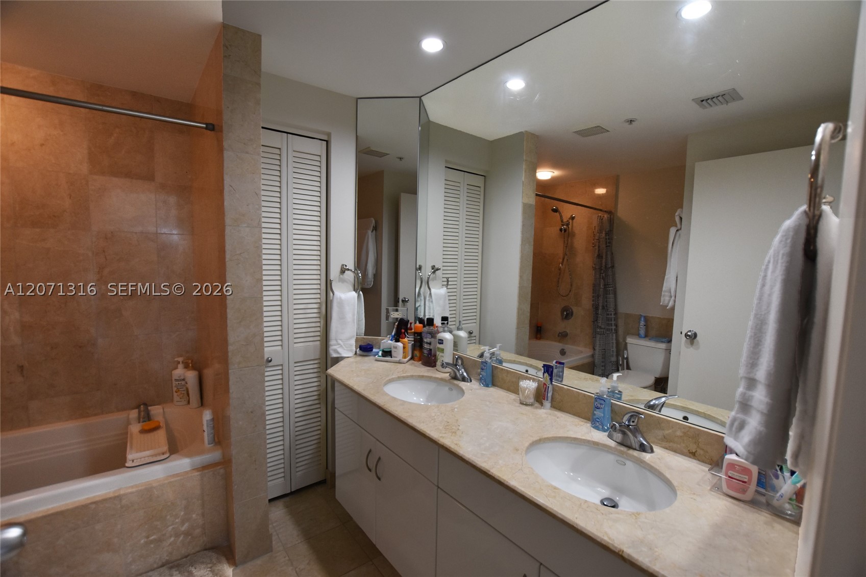801 Brickell Key Blvd #701, Miami FL 33131