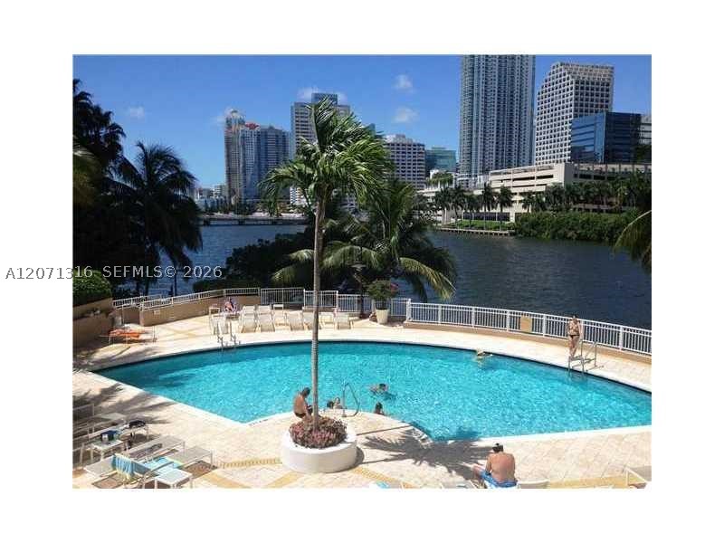 801 Brickell Key Blvd #701, Miami FL 33131