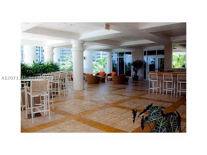 801 Brickell Key Blvd #701, Miami FL 33131