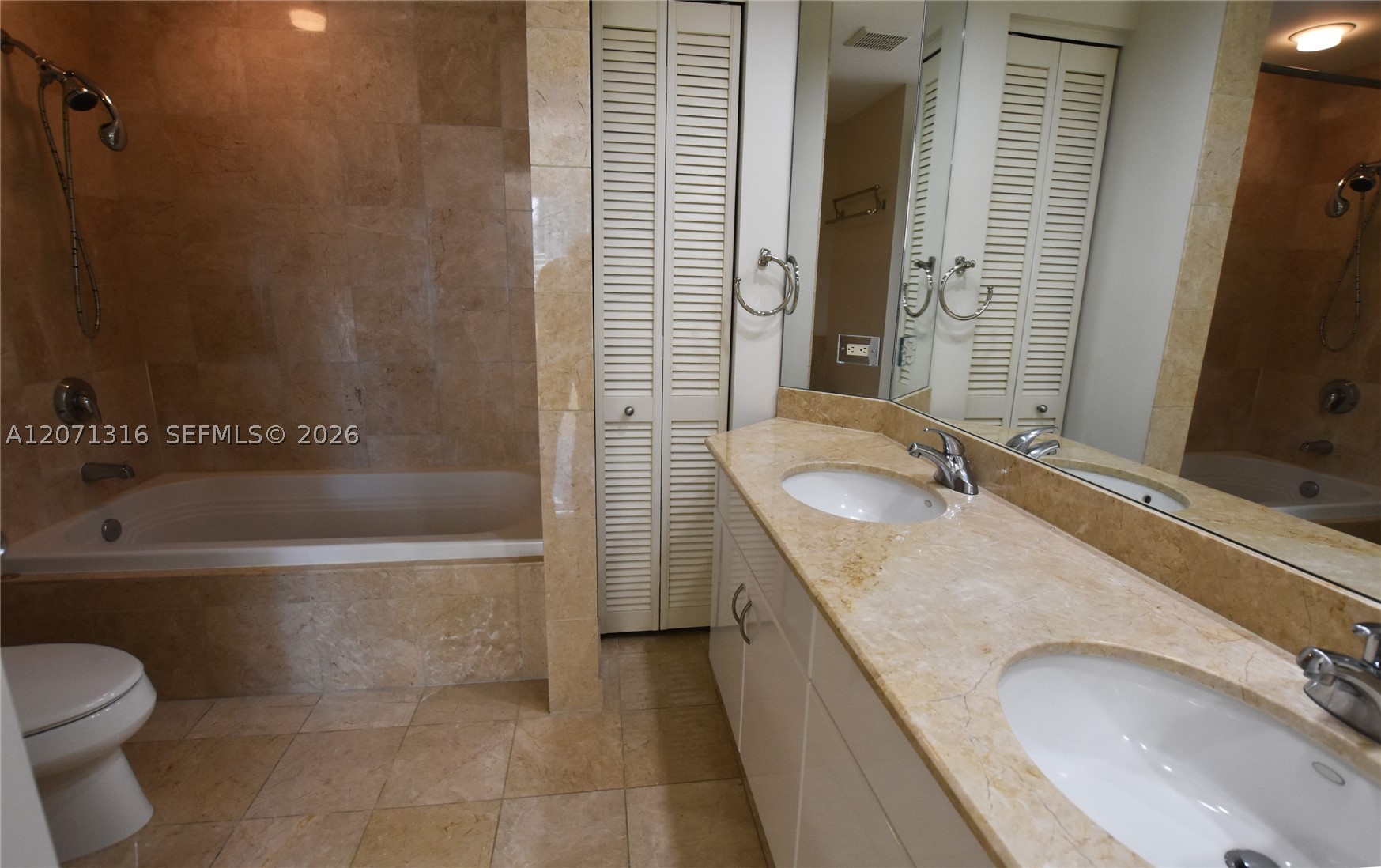 801 Brickell Key Blvd #701, Miami FL 33131