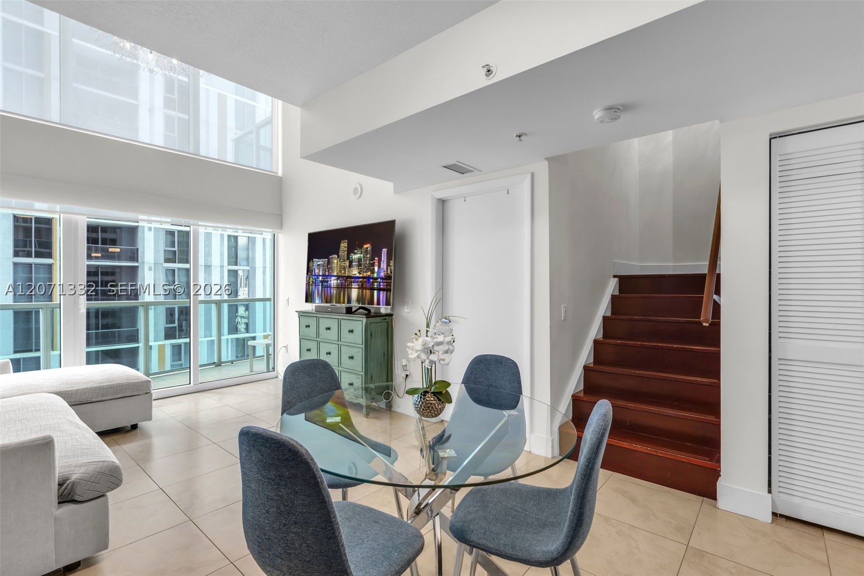 41 SE 5th St #908, Miami FL 33131