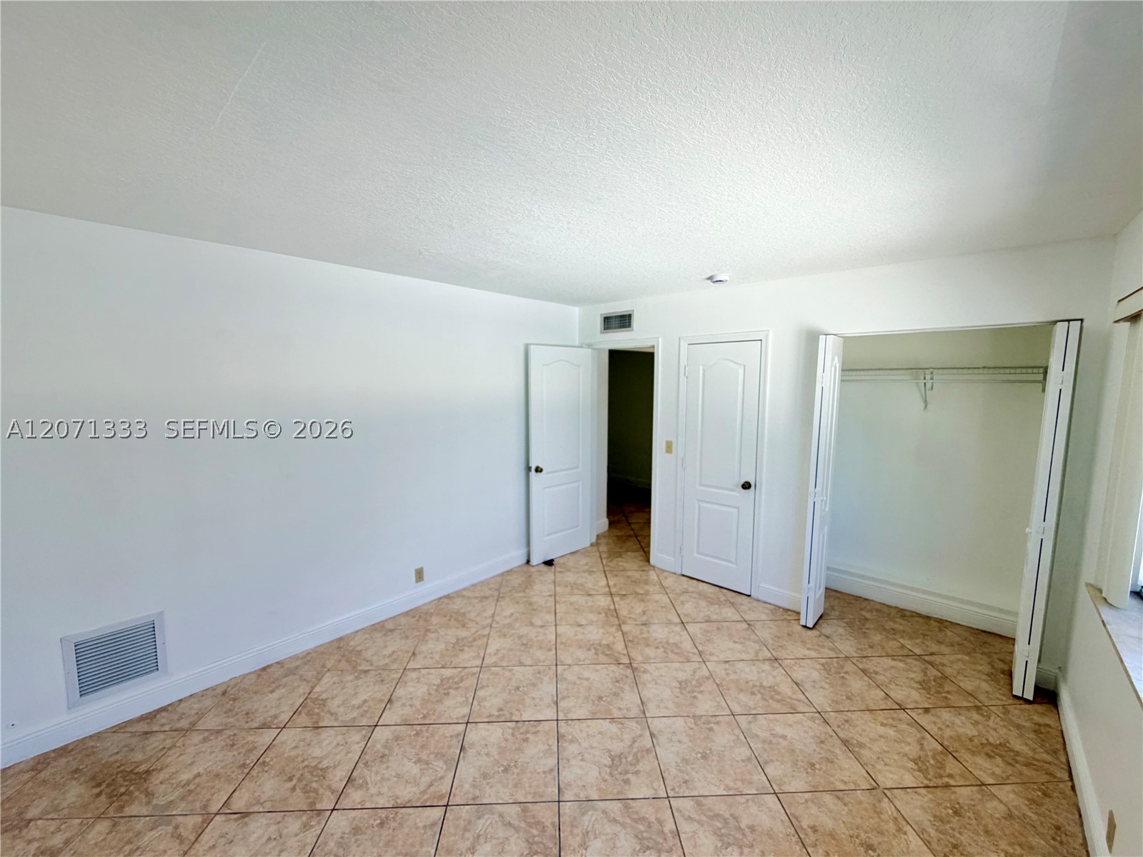4001 NE 21st Ave #203, Fort Lauderdale FL 33308