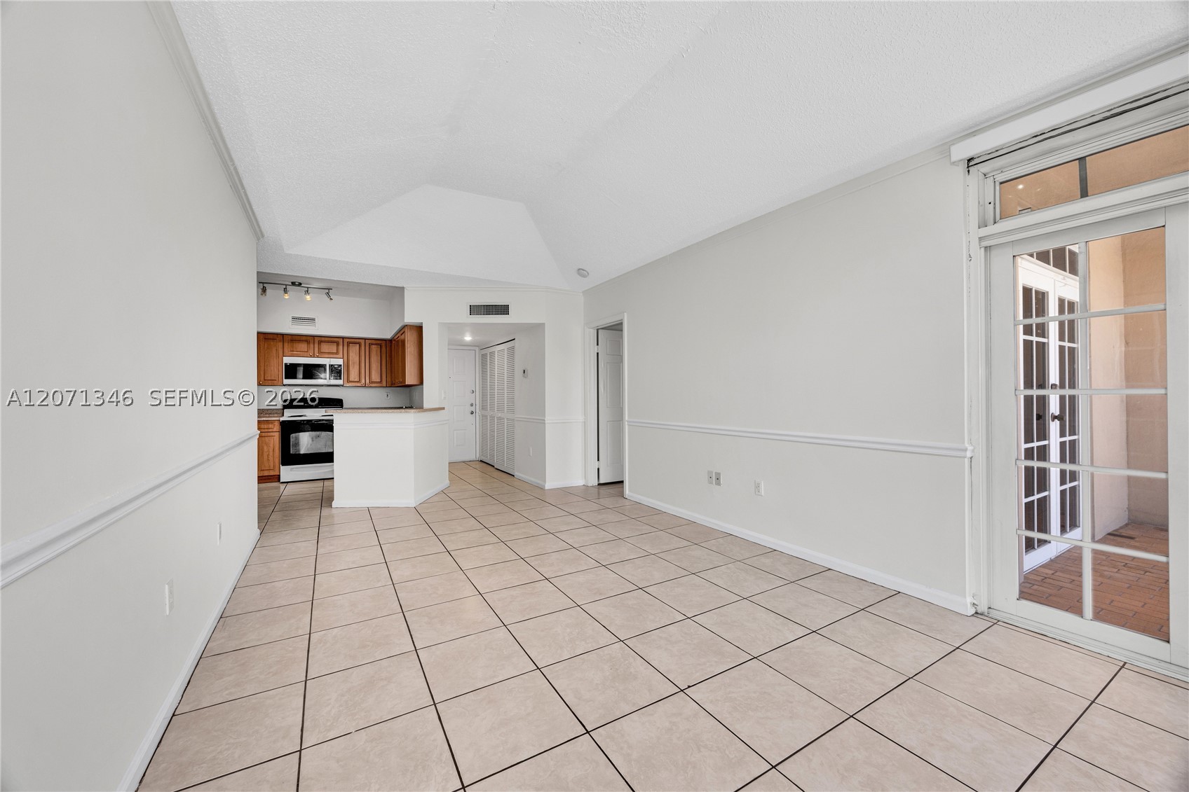 1280 S Alhambra Cir #2413, Coral Gables FL 33146