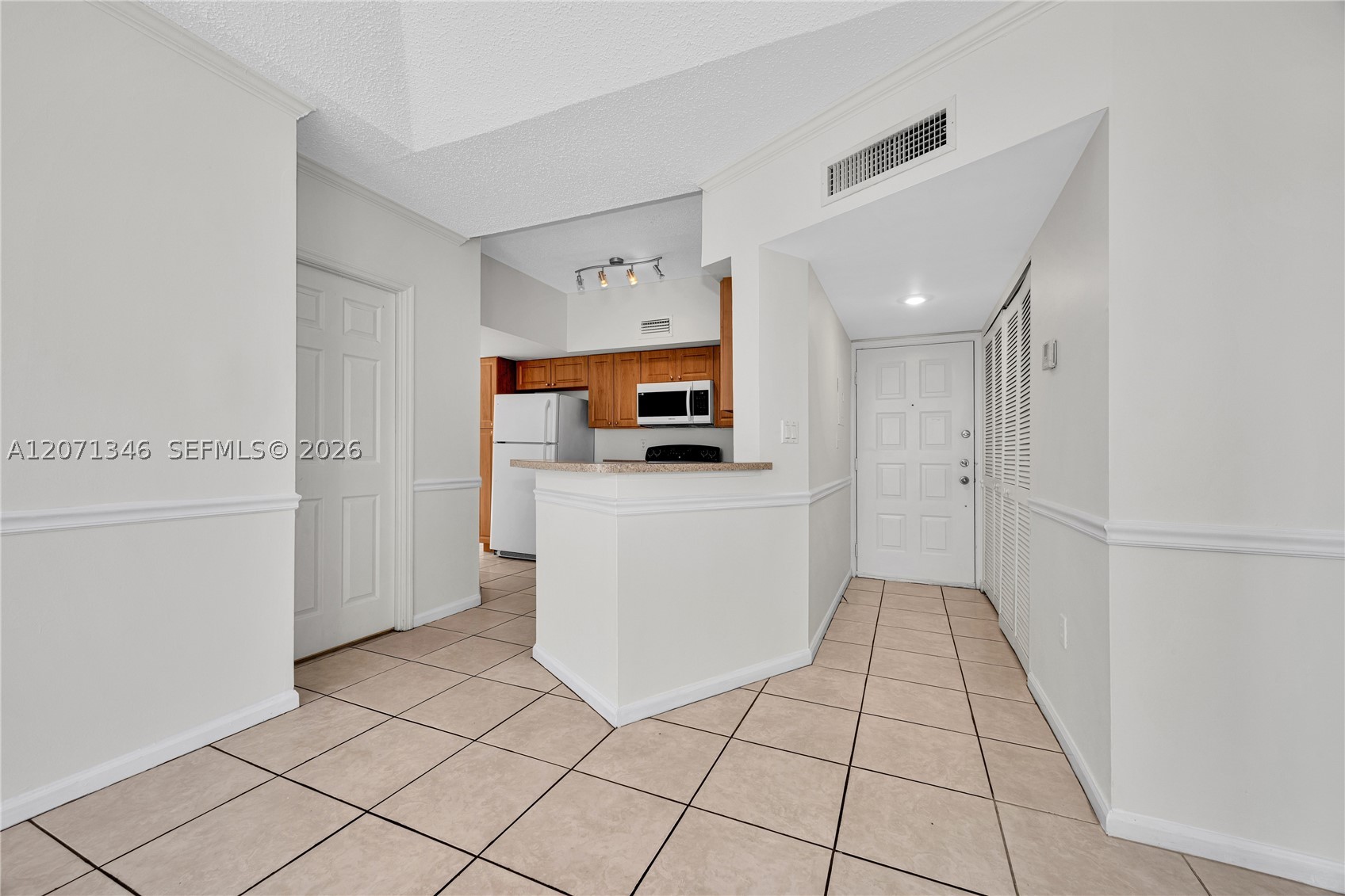 1280 S Alhambra Cir #2413, Coral Gables FL 33146