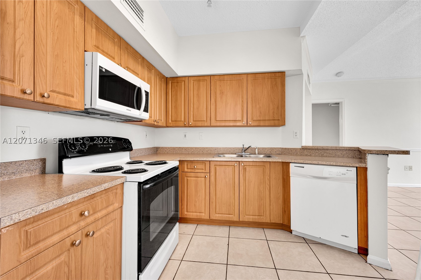 1280 S Alhambra Cir #2413, Coral Gables FL 33146