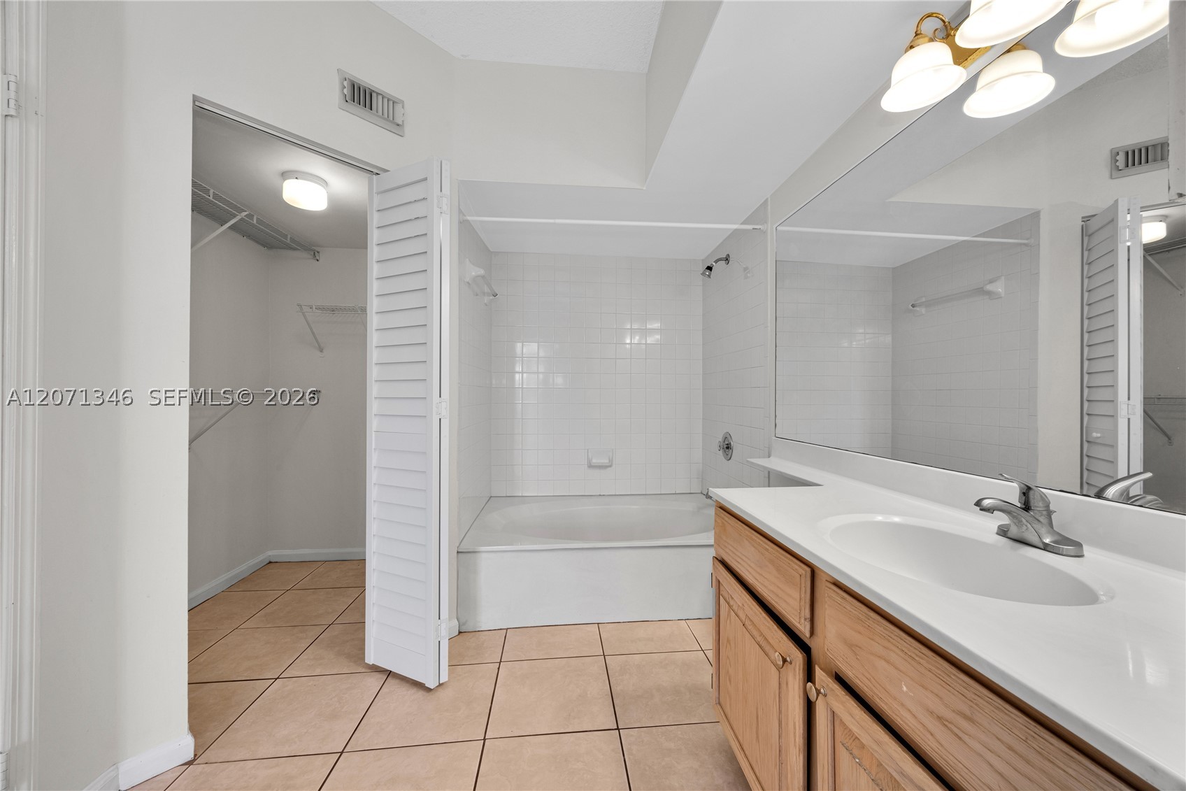1280 S Alhambra Cir #2413, Coral Gables FL 33146