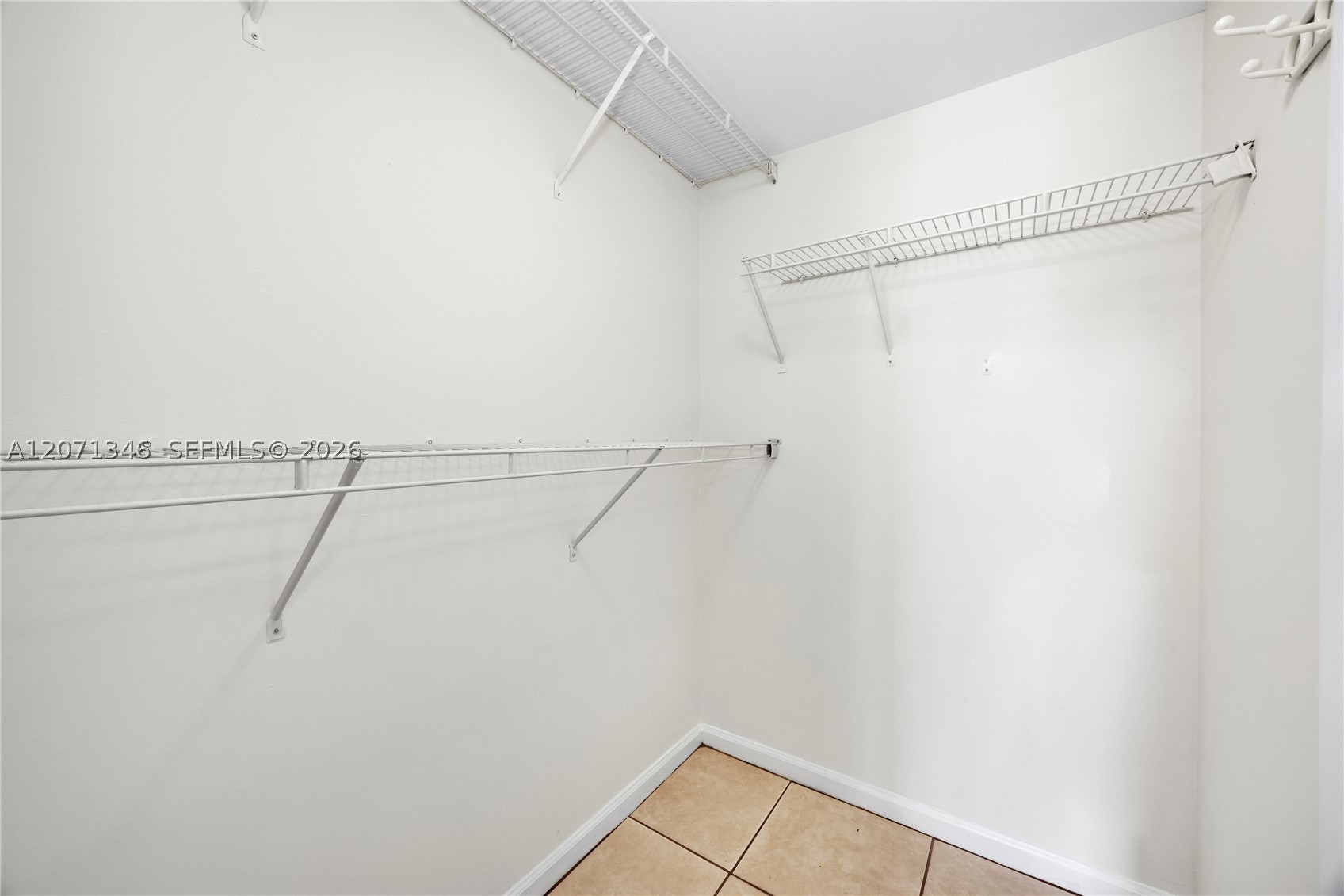 1280 S Alhambra Cir #2413, Coral Gables FL 33146