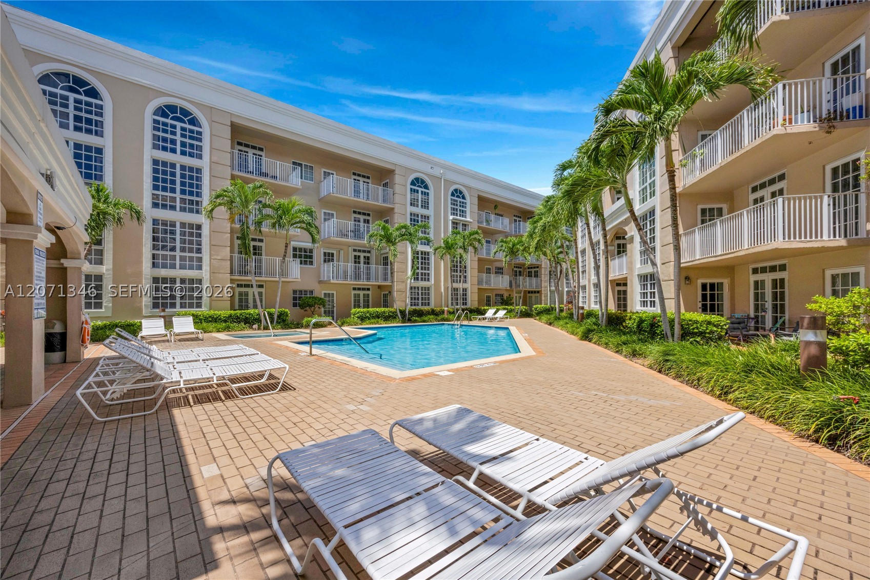 1280 S Alhambra Cir #2413, Coral Gables FL 33146