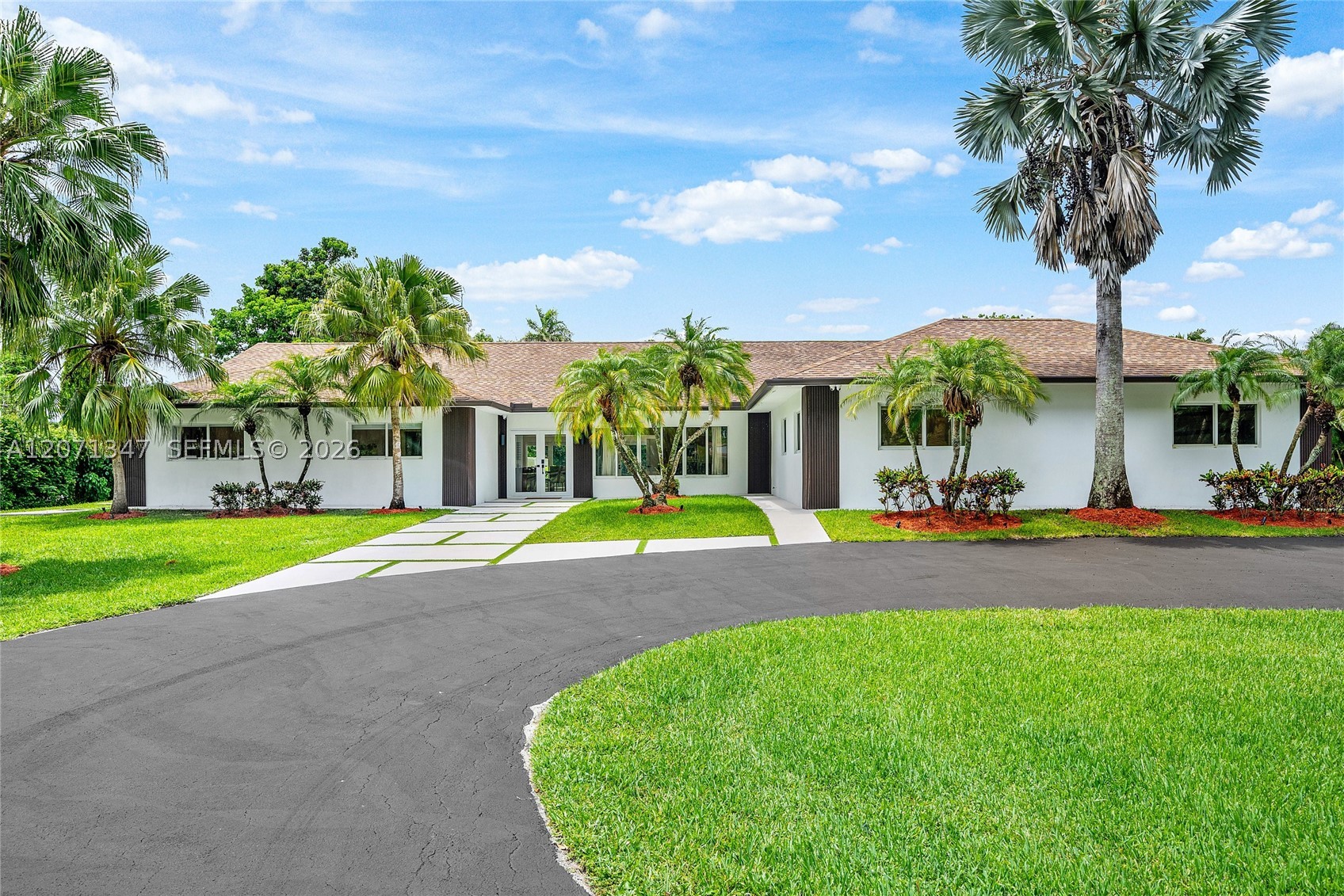 13900 Mustang Trl, Southwest Ranches FL 33330