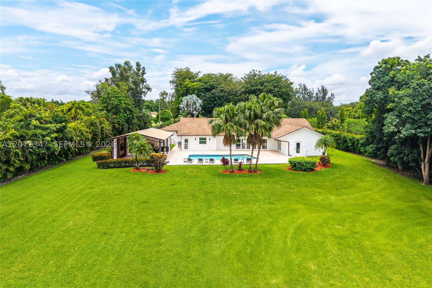 13900 Mustang Trl, Southwest Ranches FL 33330