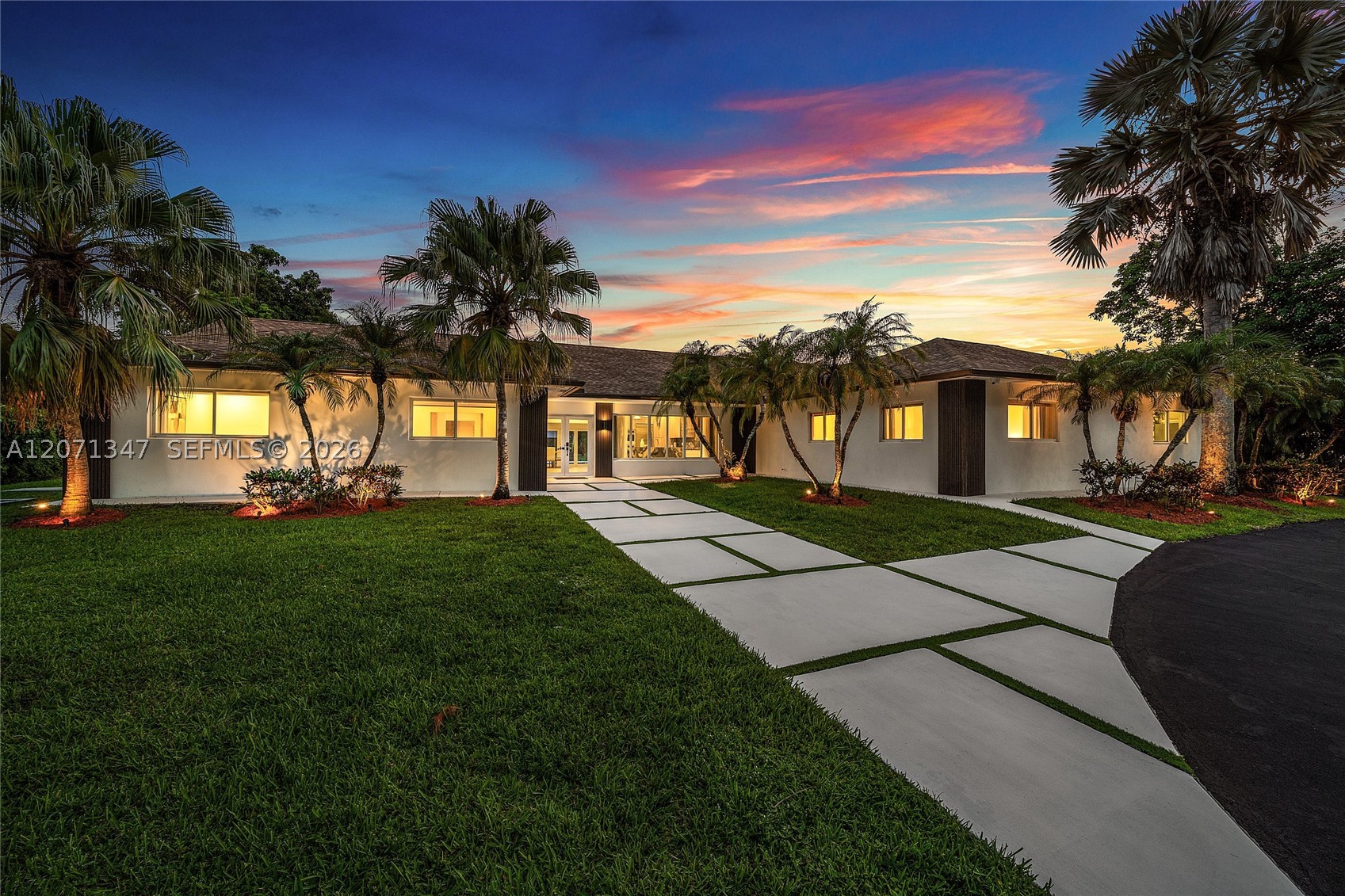 13900 Mustang Trl, Southwest Ranches FL 33330