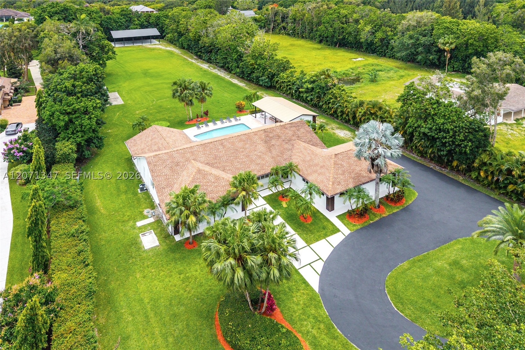 13900 Mustang Trl, Southwest Ranches FL 33330