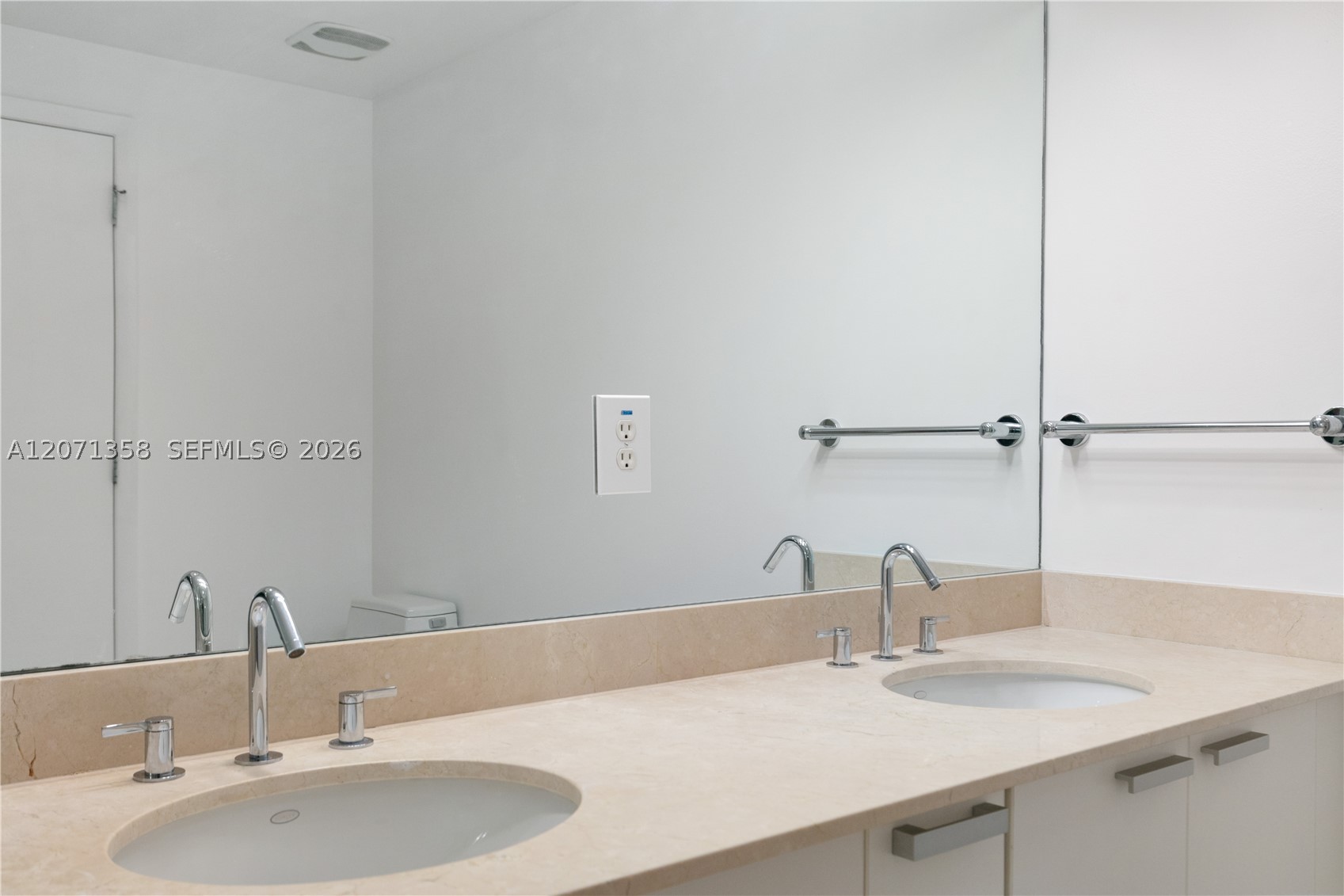 3131 NE 188th St #2-1010, Aventura FL 33180
