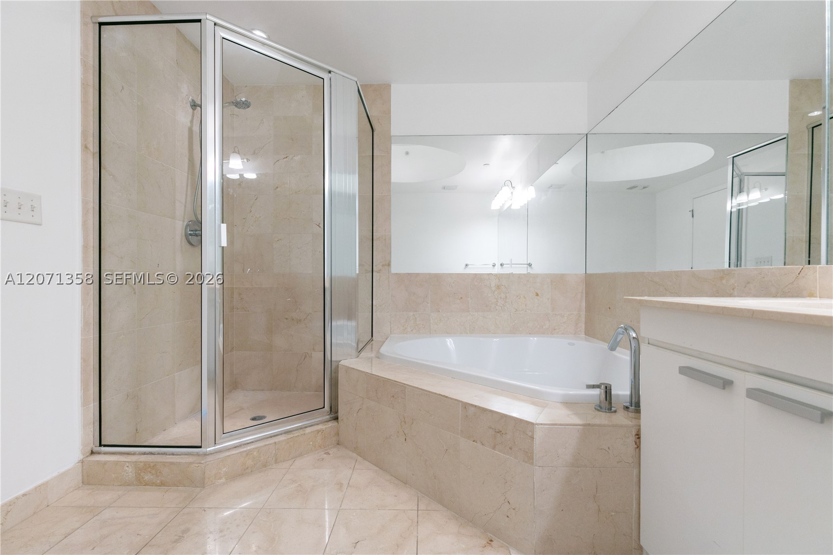 3131 NE 188th St #2-1010, Aventura FL 33180
