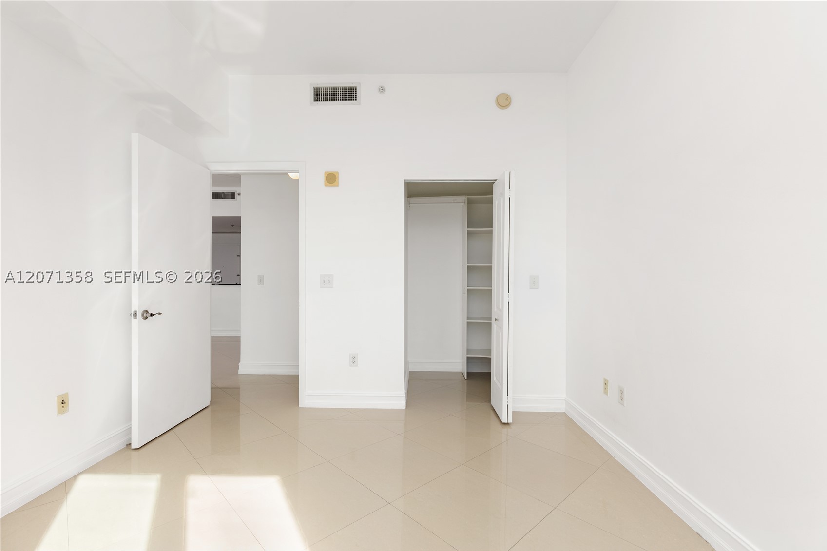 3131 NE 188th St #2-1010, Aventura FL 33180