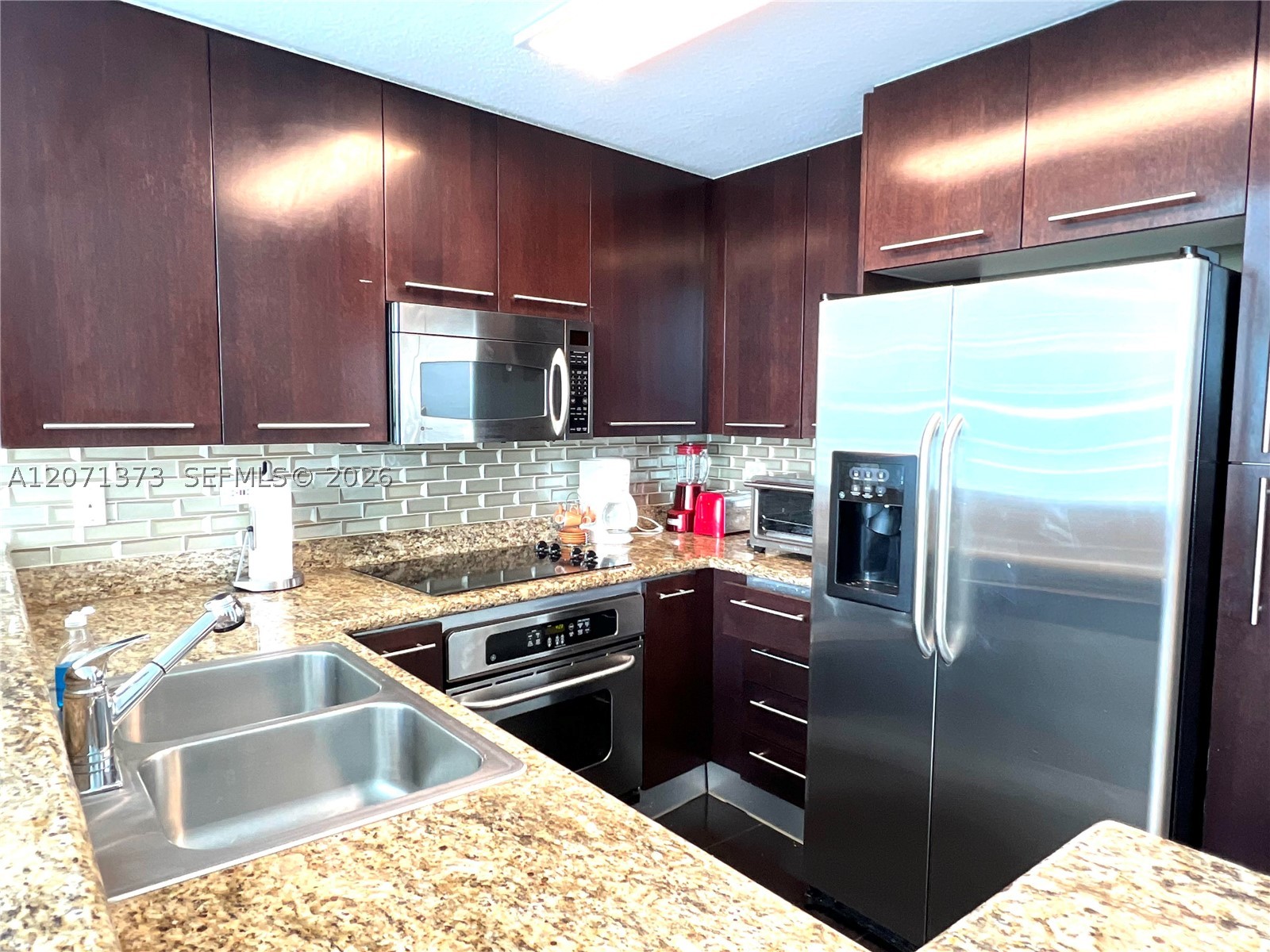 6515 Collins Ave #1801, Miami Beach FL 33141