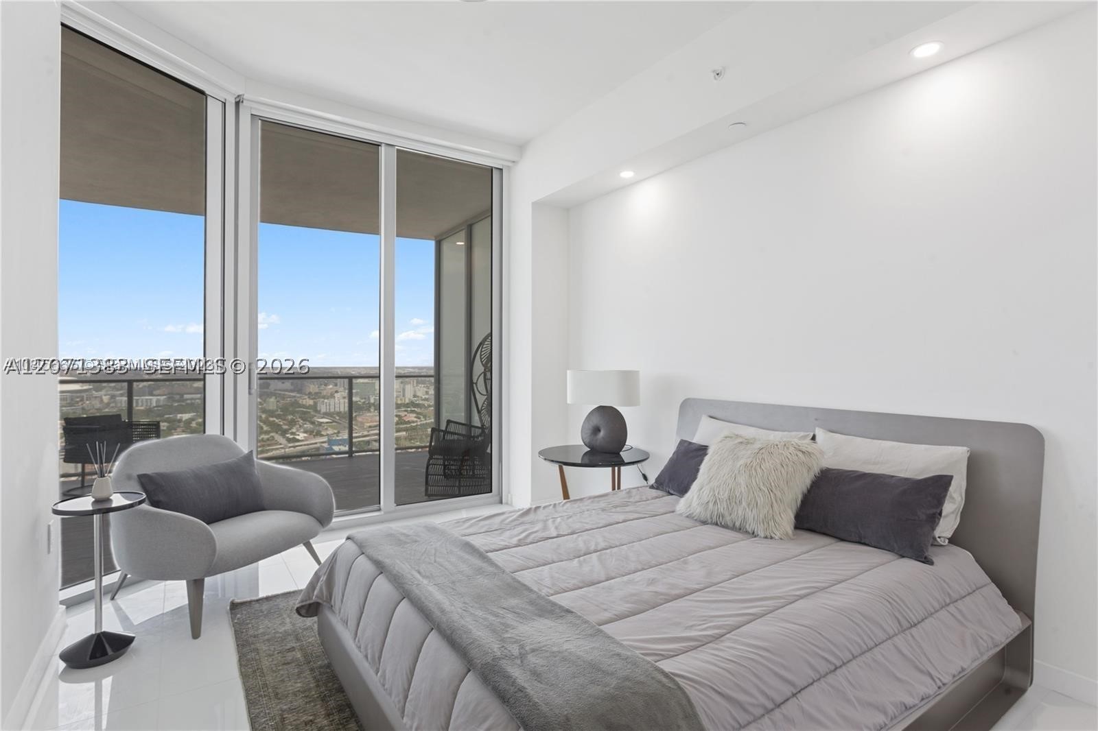 851 NE 1st Ave #4106, Miami FL 33132