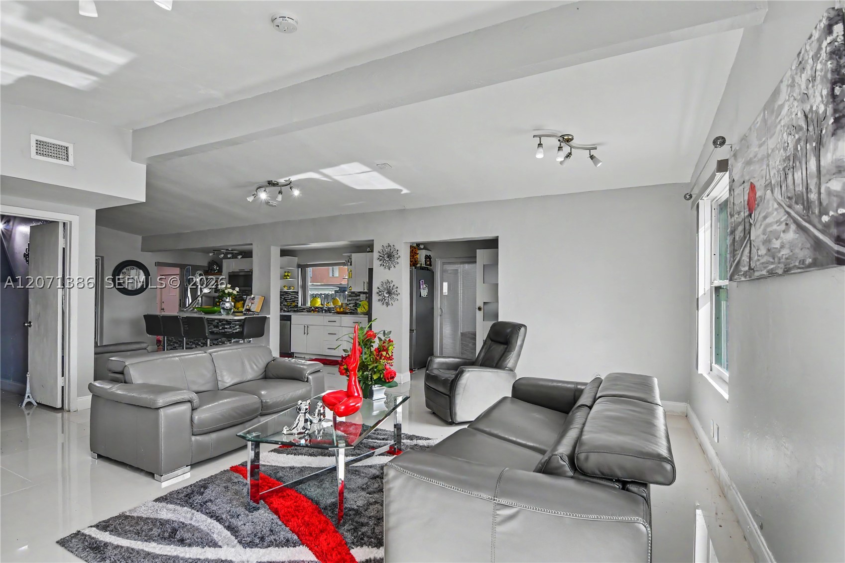 3538 SW 87th Ct, Miami FL 33165