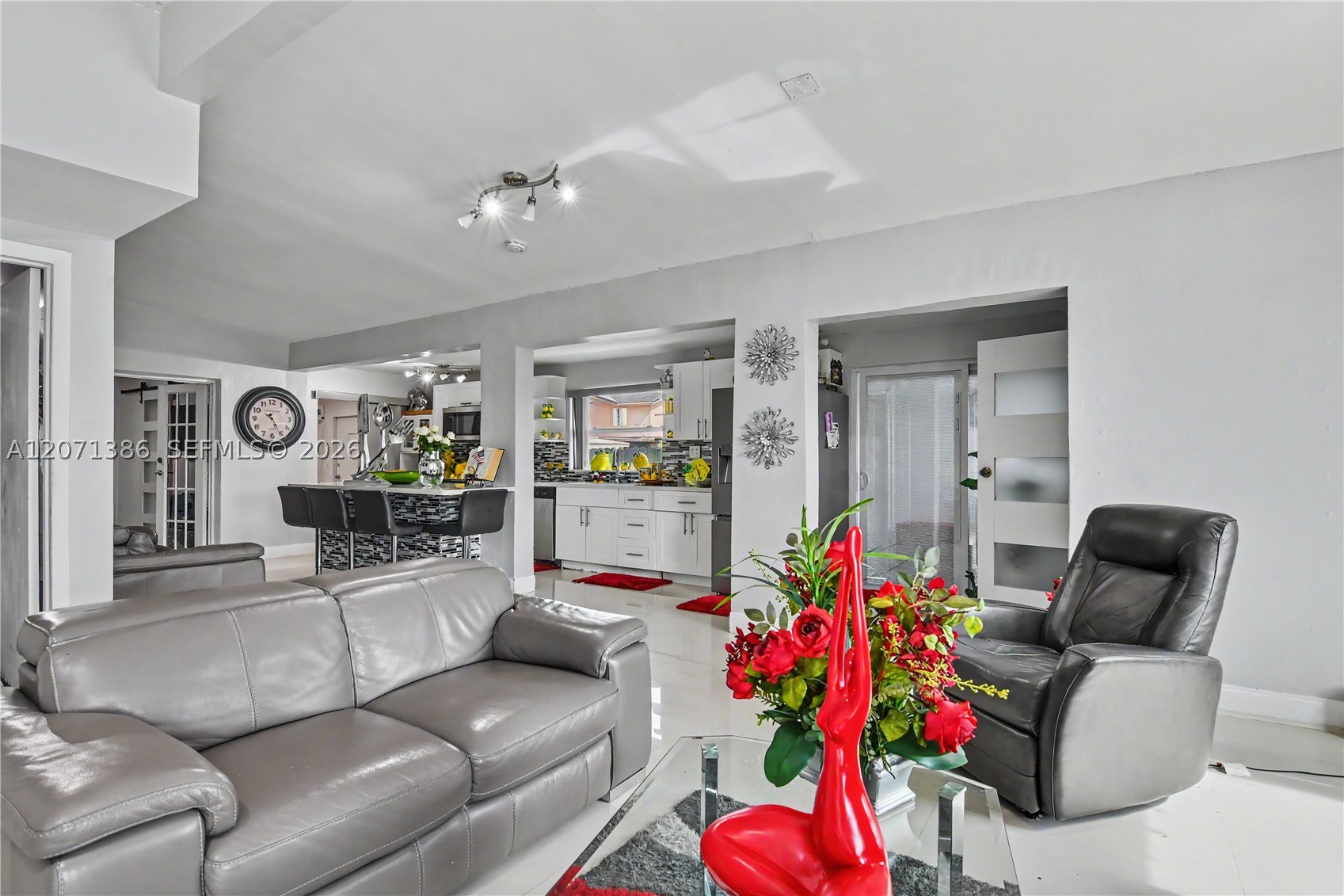 3538 SW 87th Ct, Miami FL 33165