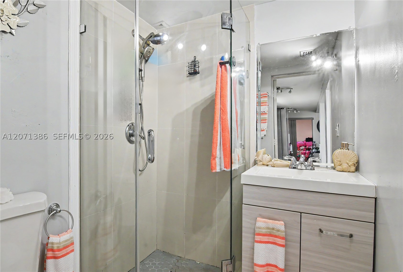 3538 SW 87th Ct, Miami FL 33165