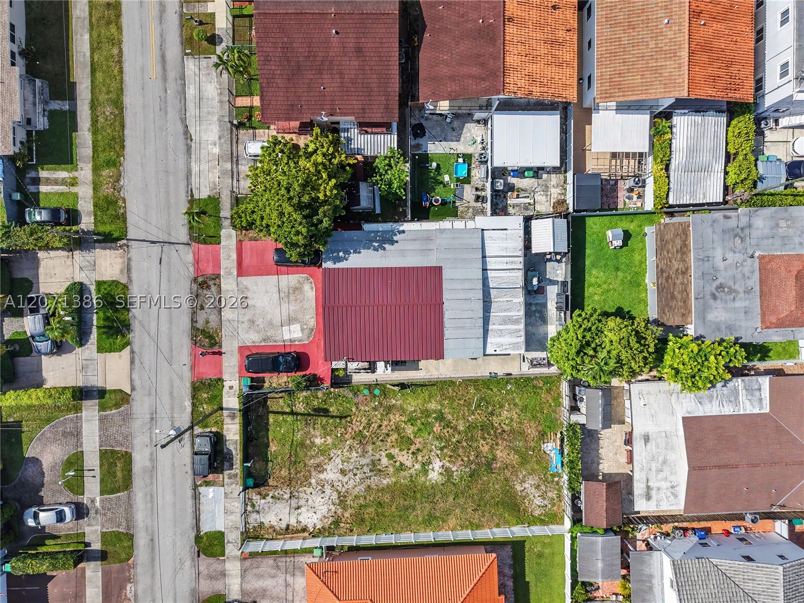 3538 SW 87th Ct, Miami FL 33165