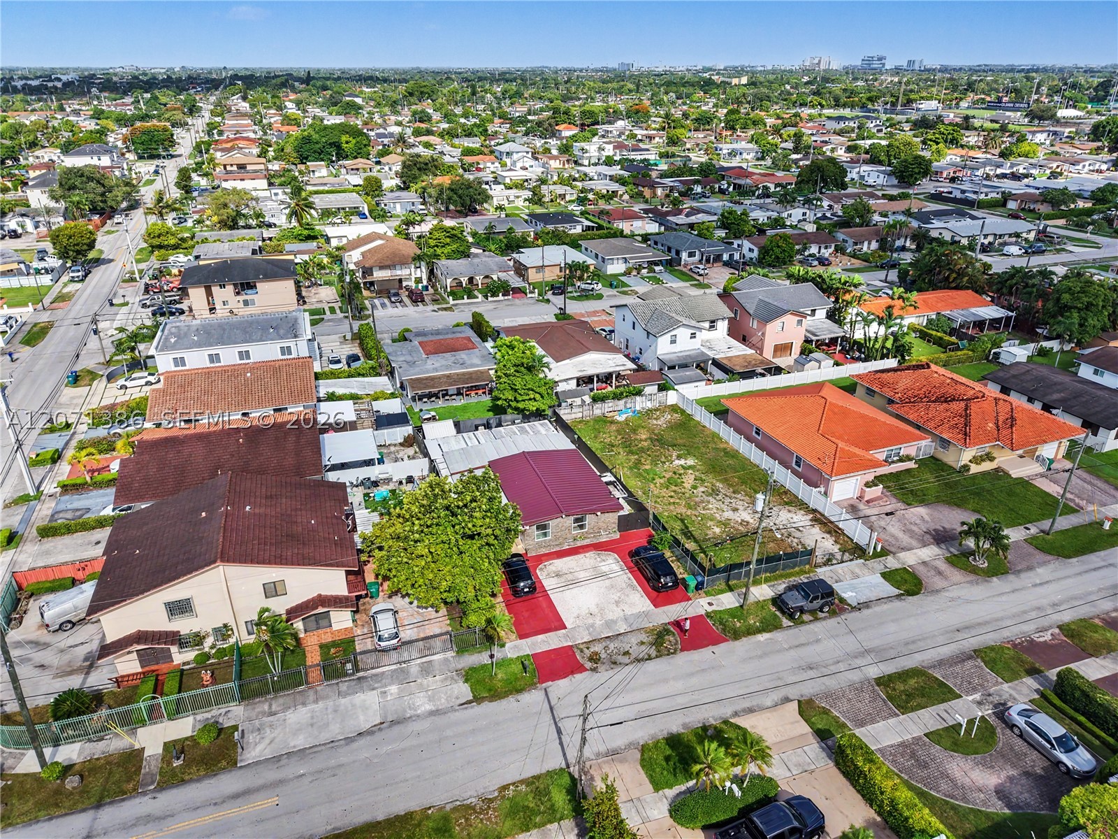 3538 SW 87th Ct, Miami FL 33165