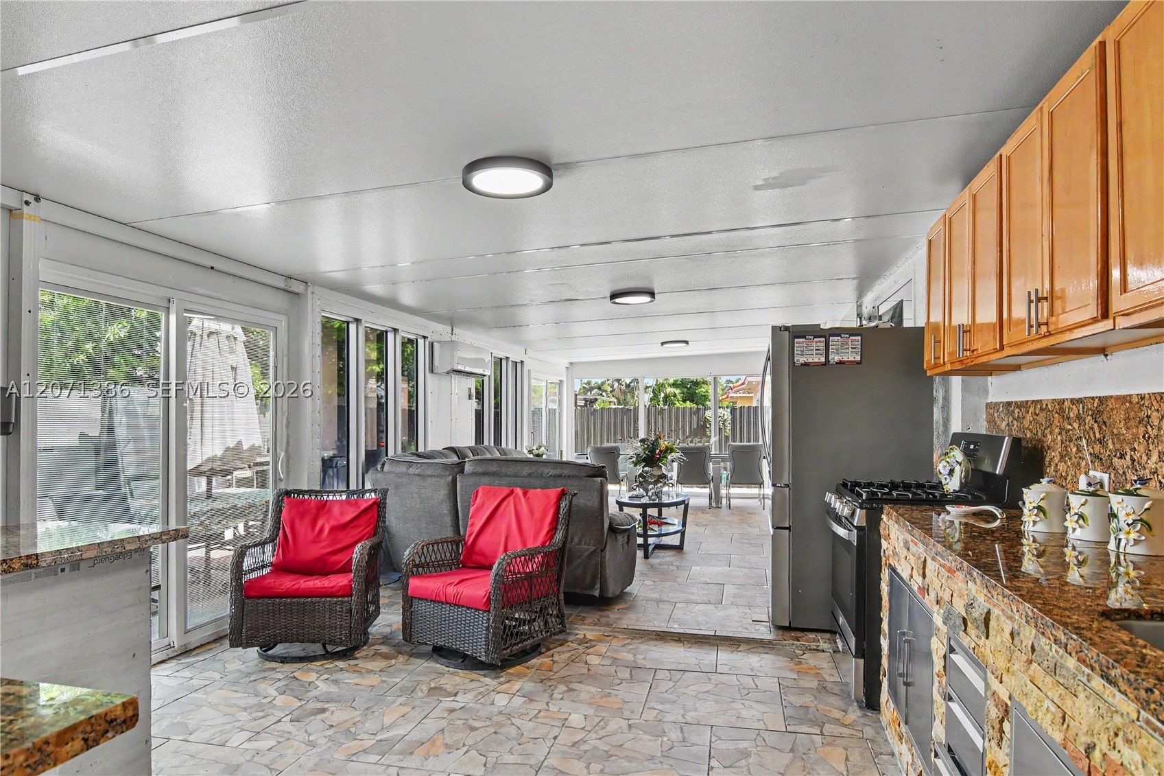3538 SW 87th Ct, Miami FL 33165