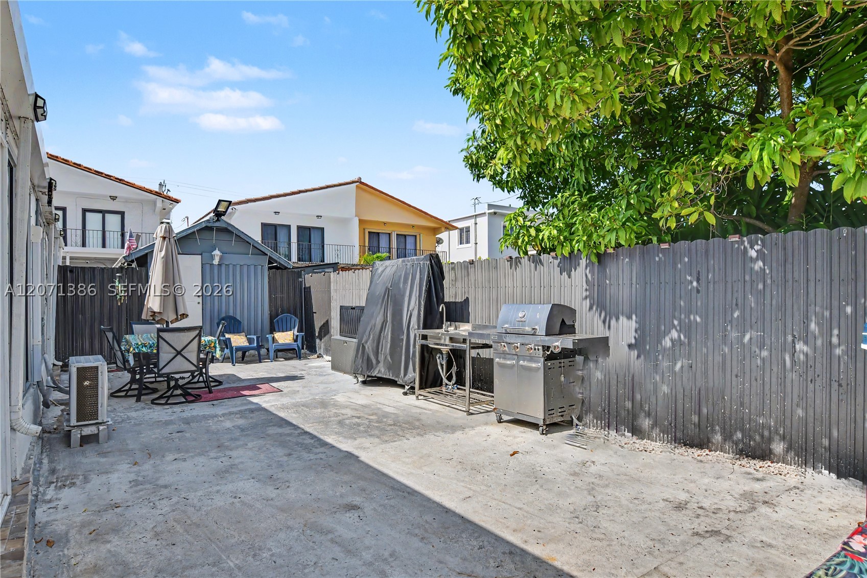 3538 SW 87th Ct, Miami FL 33165
