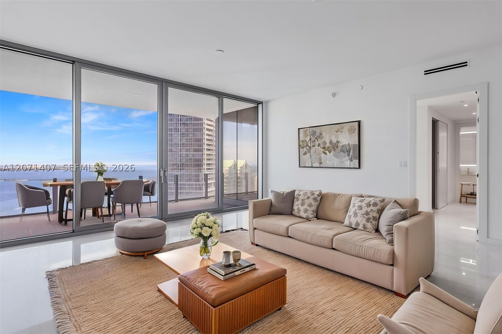 300 Biscayne Boulevard Way #4303C, Miami FL 33131