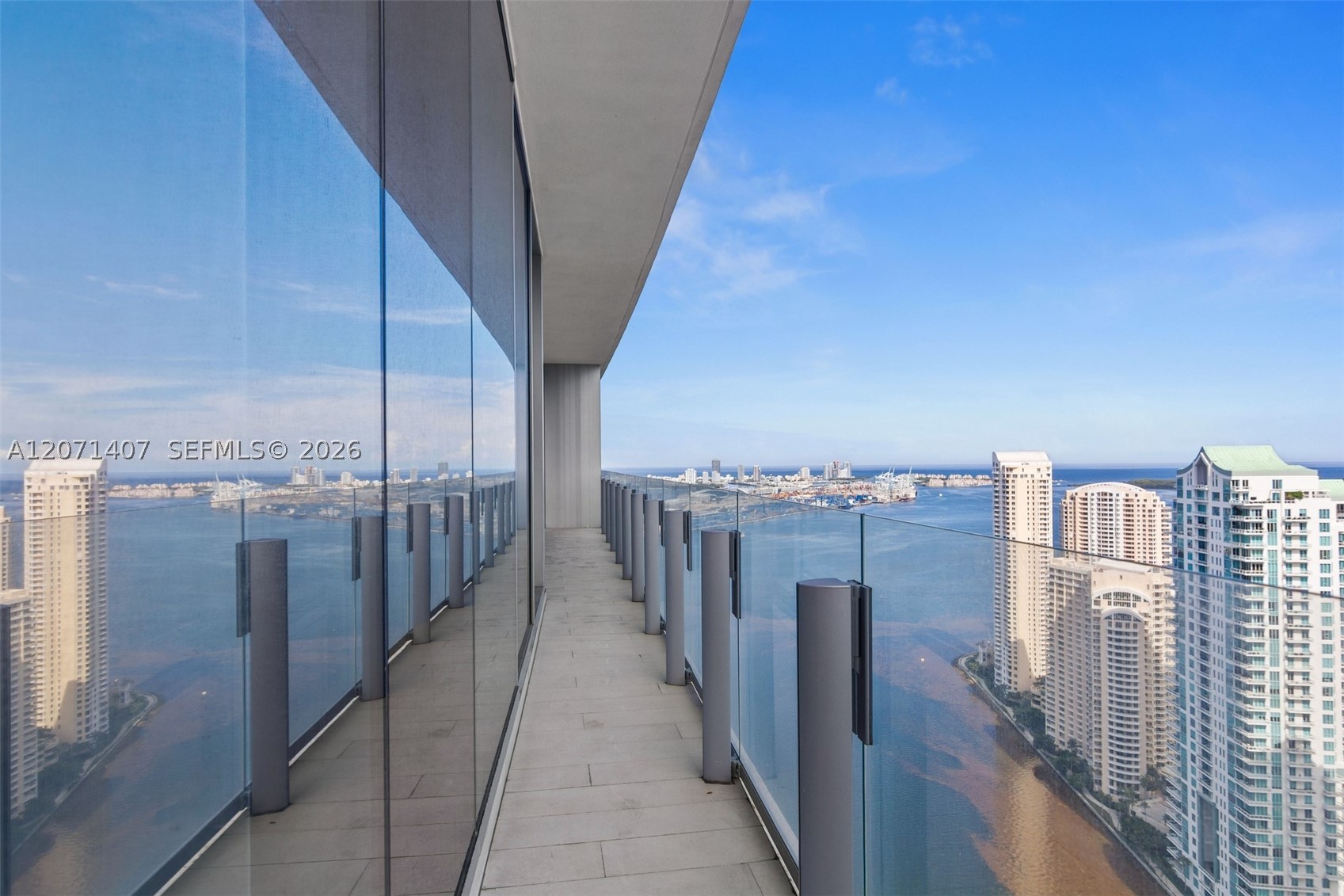 300 Biscayne Boulevard Way #4303C, Miami FL 33131