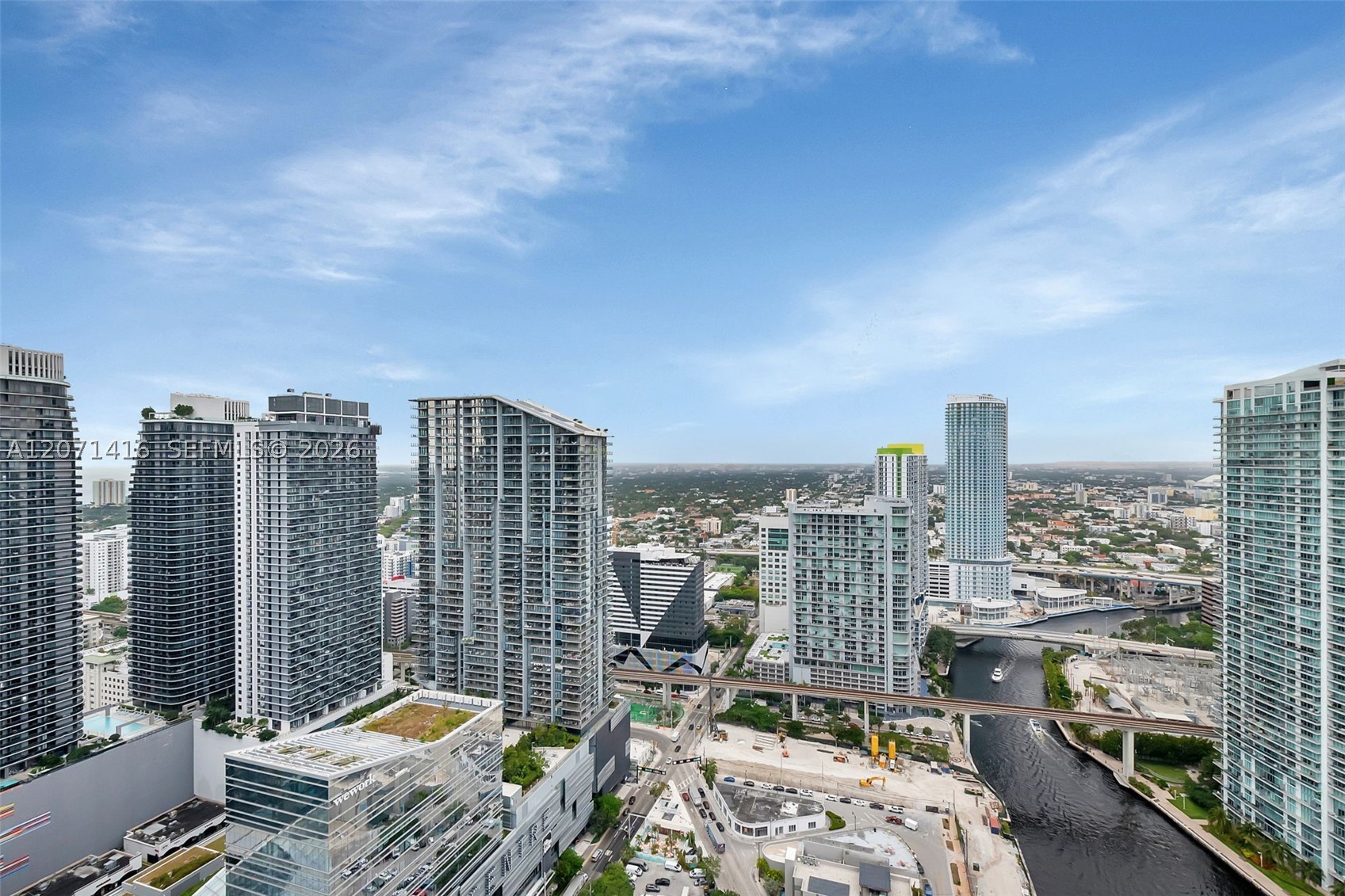 68 SE 6th St #3911, Miami FL 33131