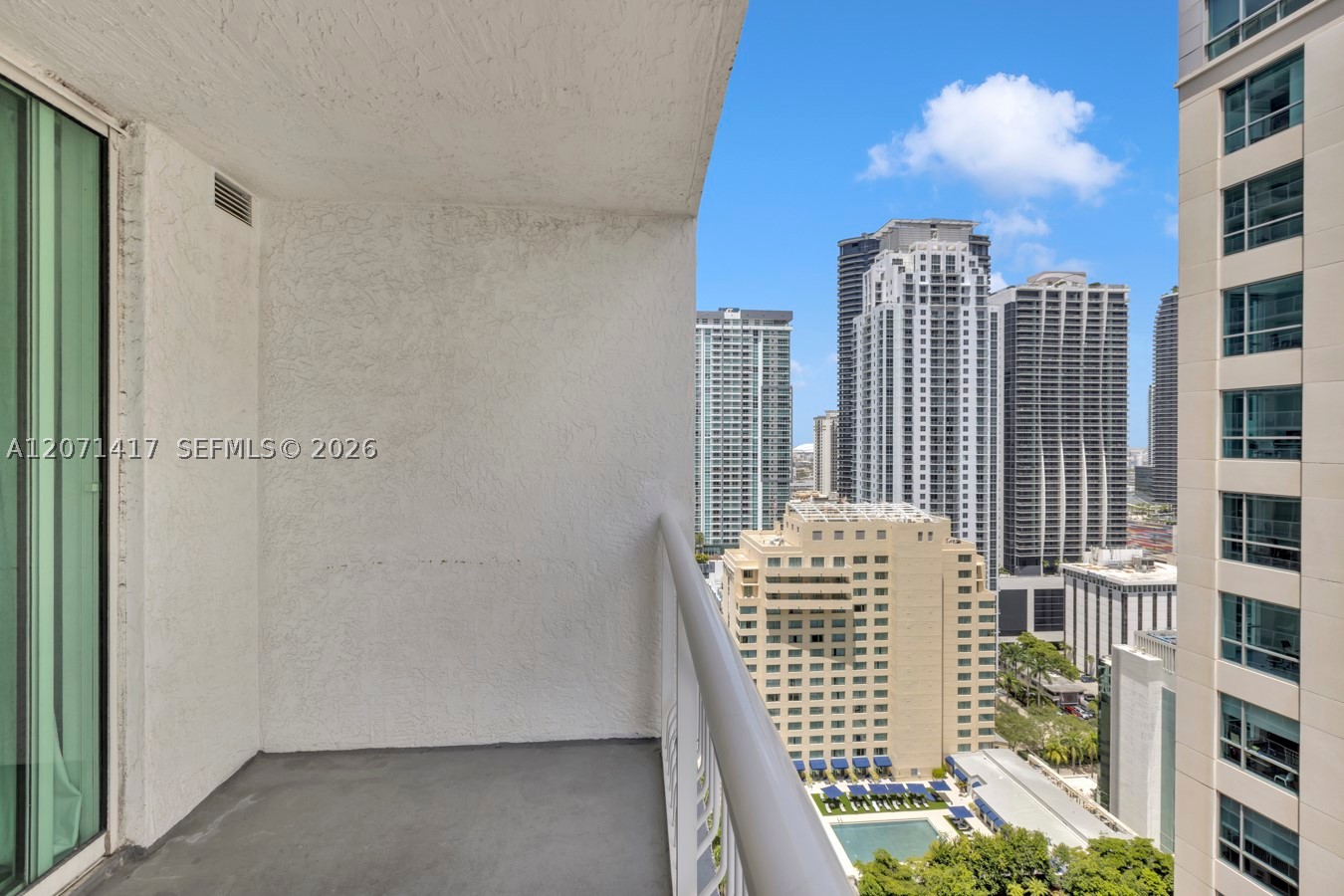 1200 Brickell Bay Dr #3310, Miami FL 33131