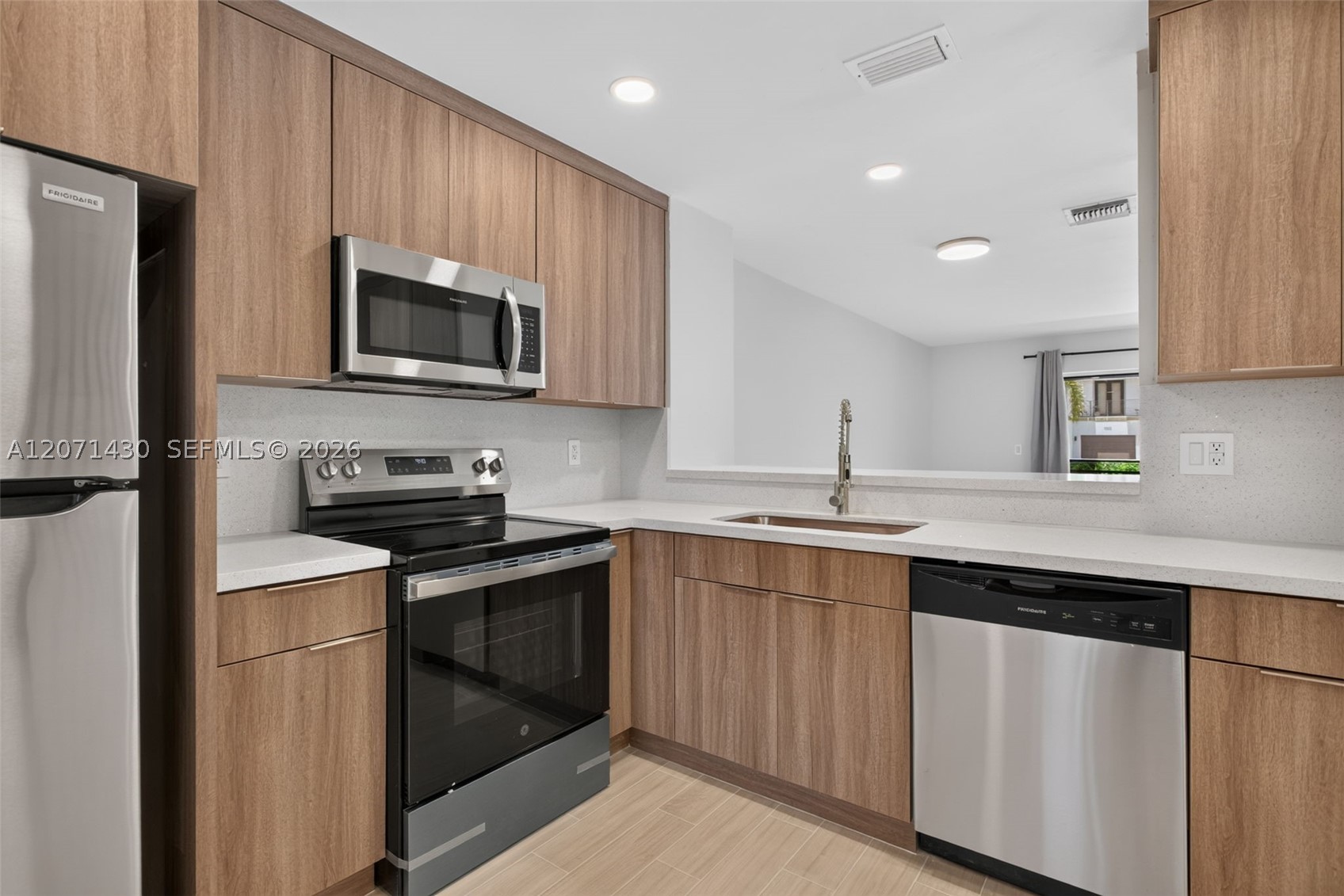 2880 Coral Springs Dr #2878, Coral Springs FL 33065
