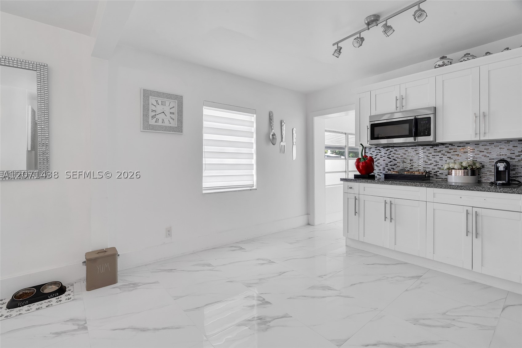 31 SW 58th Ct, Miami FL 33144
