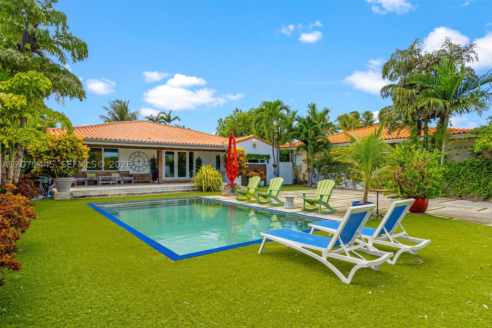 7970 Hawthorne Ave, Miami Beach FL 33141