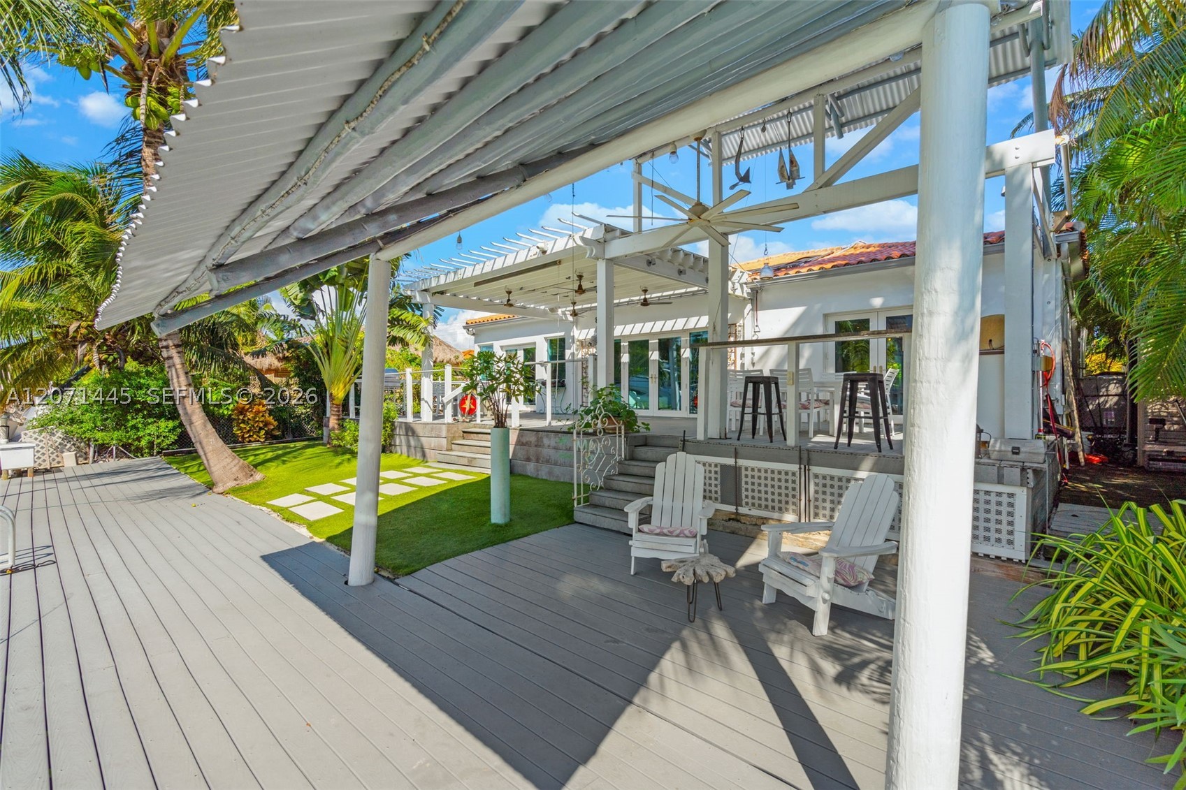 7970 Hawthorne Ave, Miami Beach FL 33141