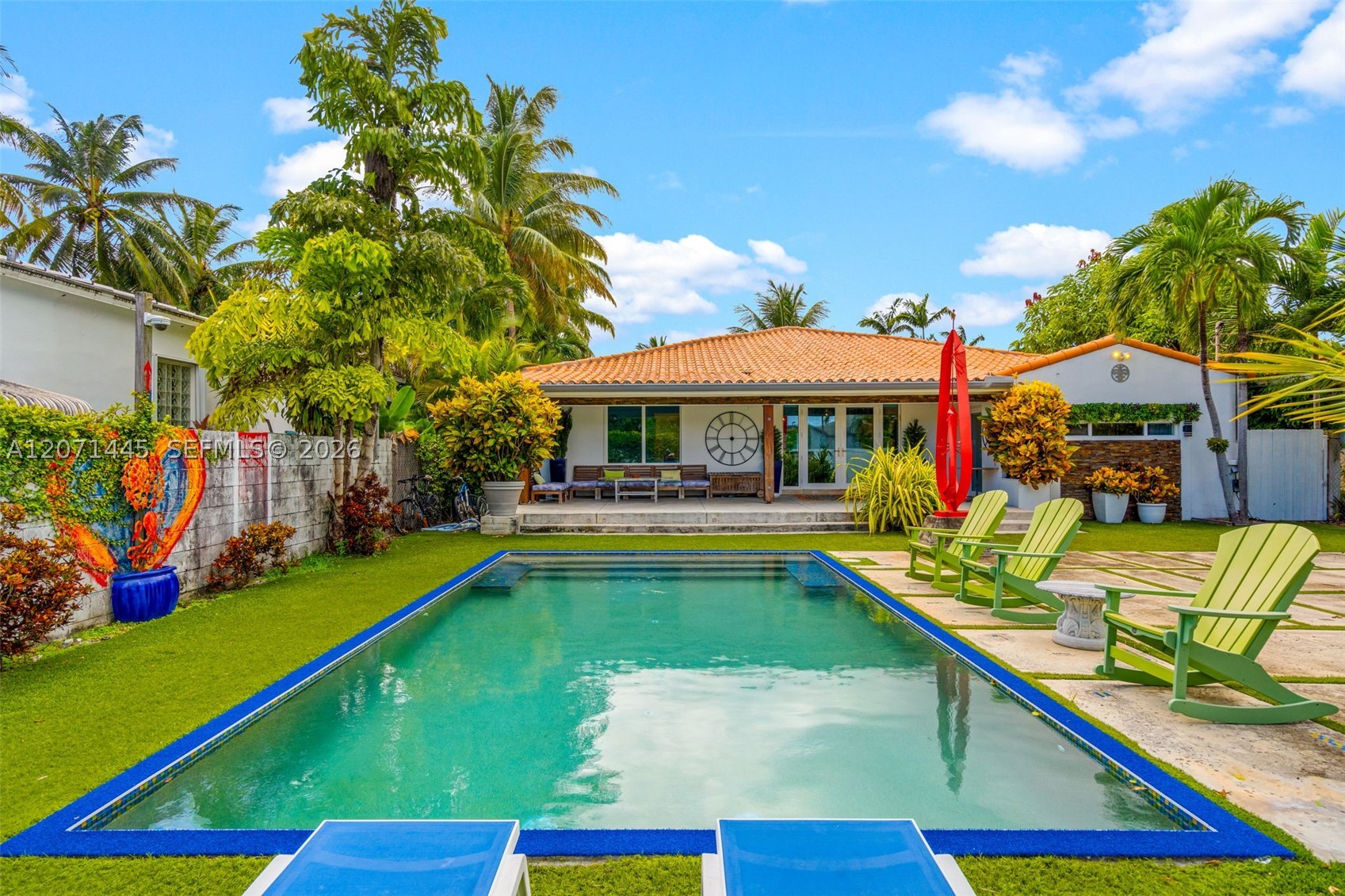 7970 Hawthorne Ave, Miami Beach FL 33141