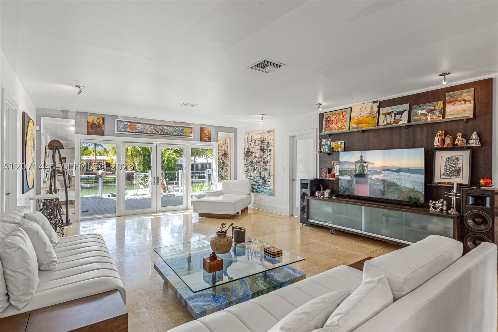 7970 Hawthorne Ave, Miami Beach FL 33141