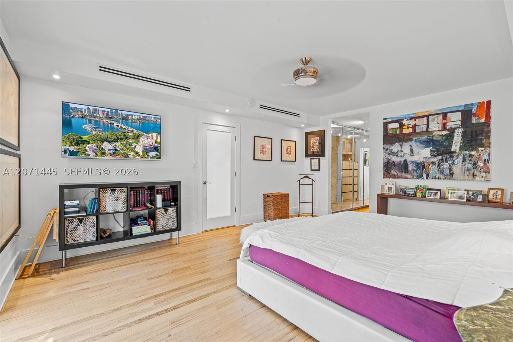 7970 Hawthorne Ave, Miami Beach FL 33141