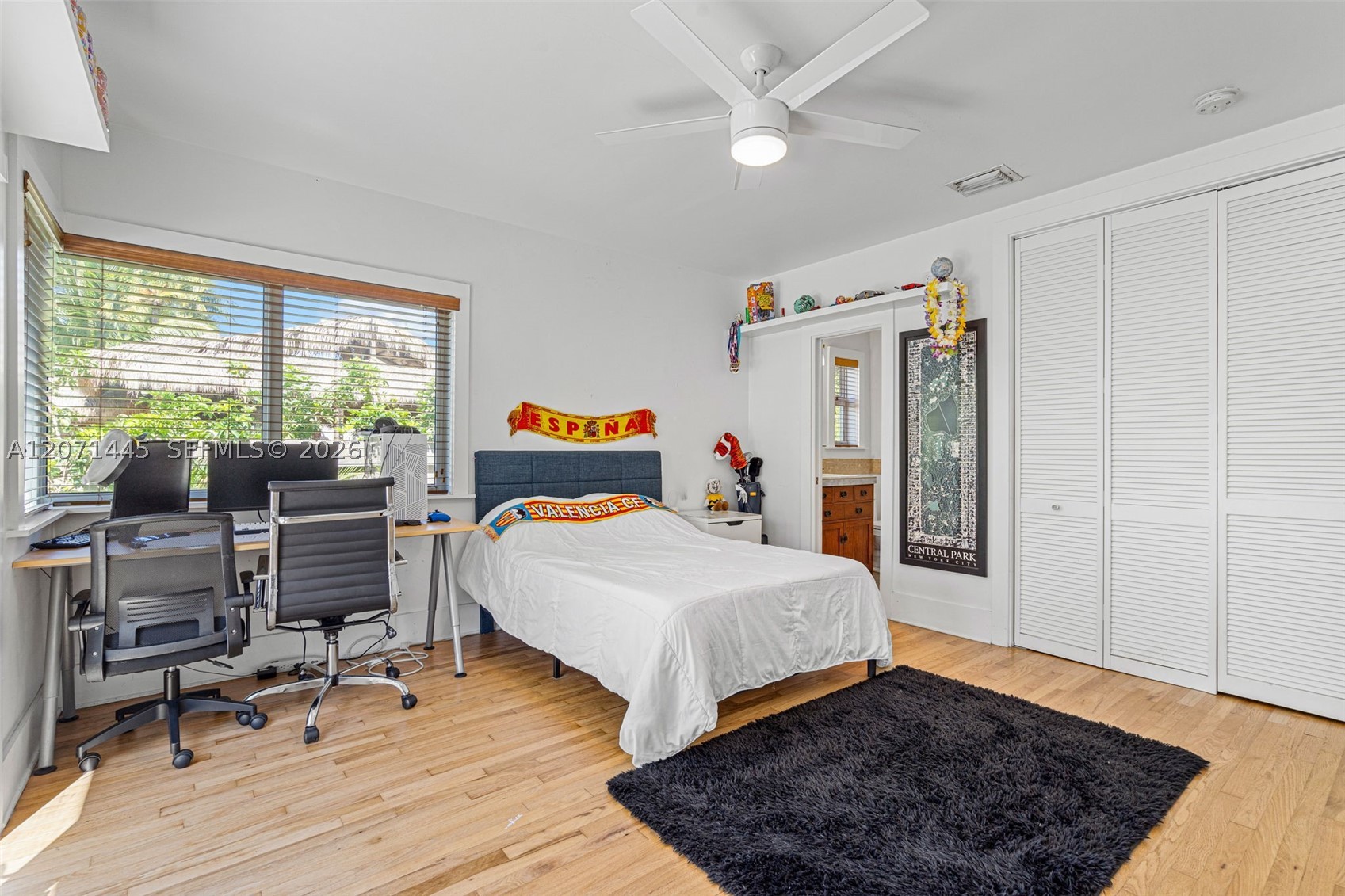 7970 Hawthorne Ave, Miami Beach FL 33141