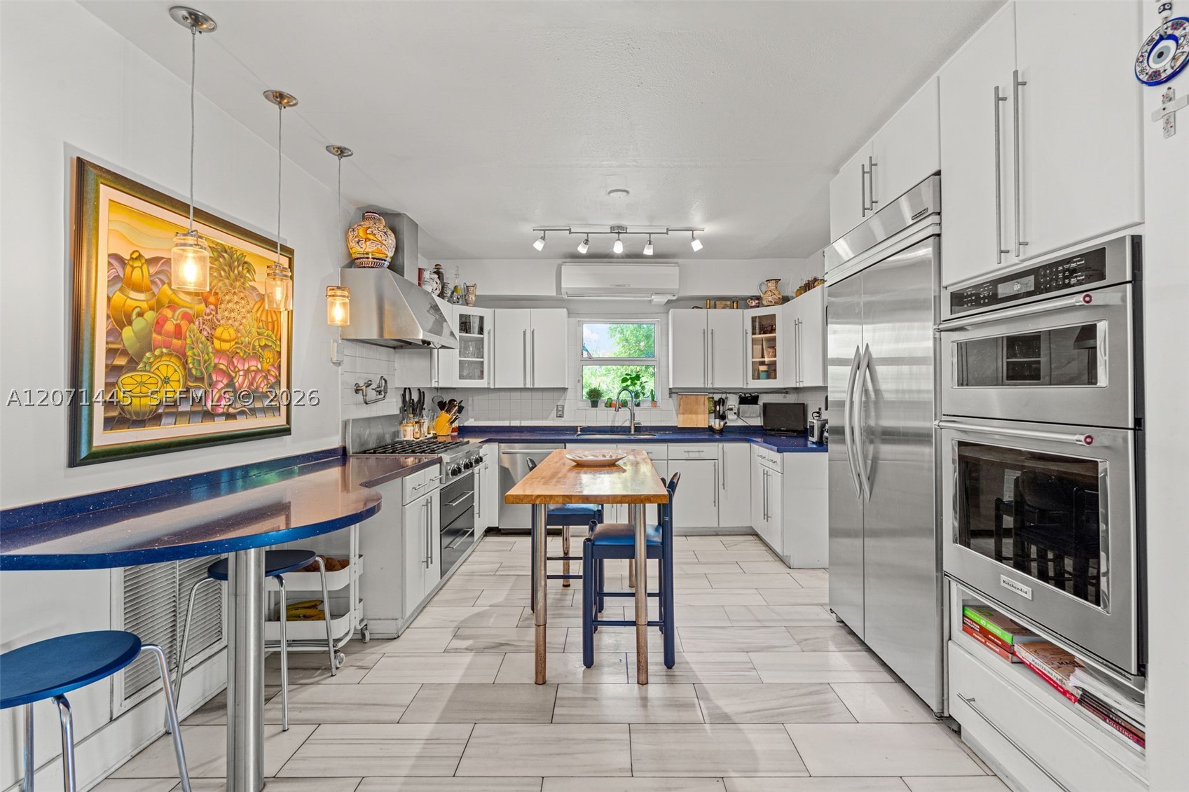 7970 Hawthorne Ave, Miami Beach FL 33141