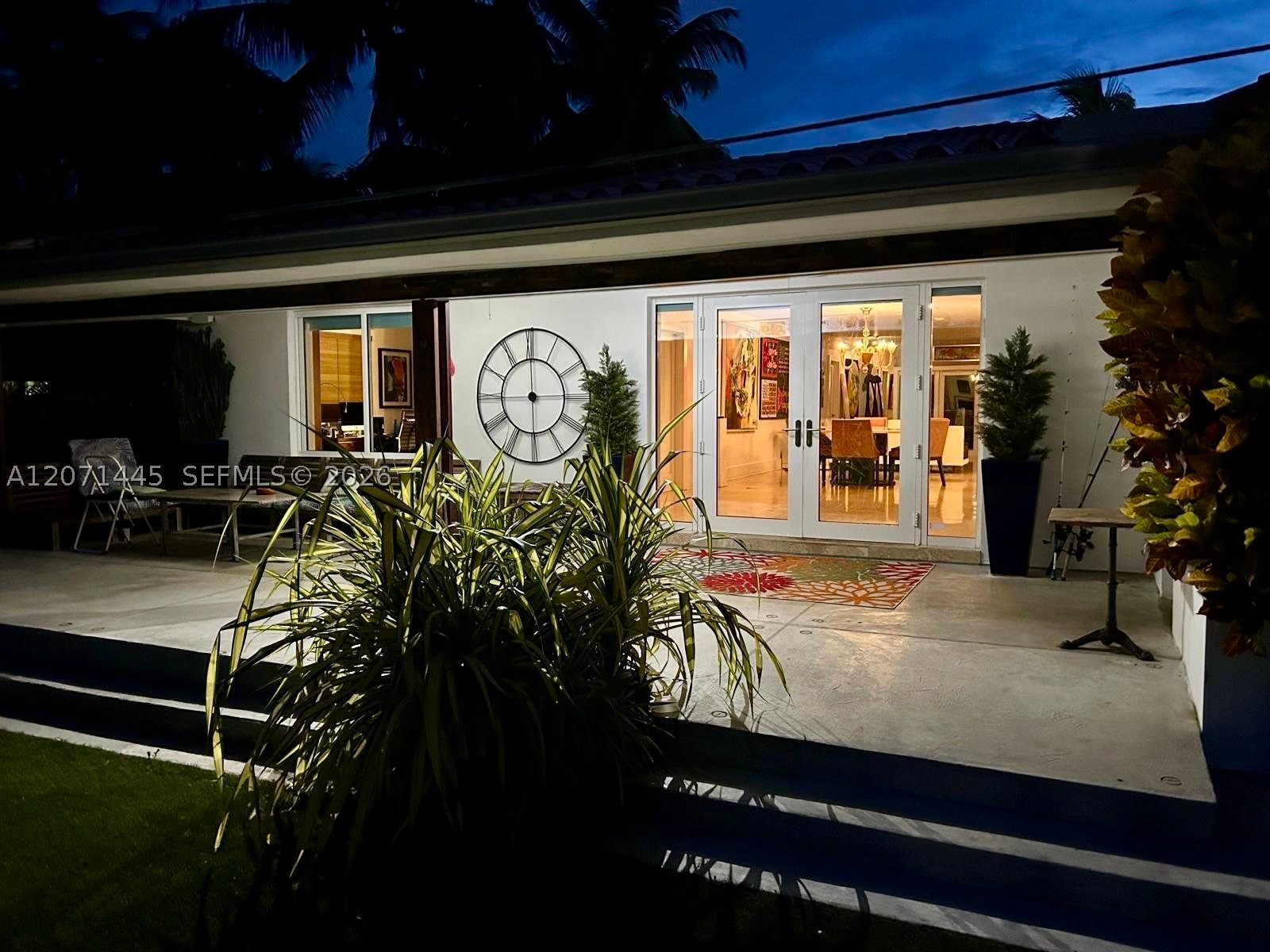 7970 Hawthorne Ave, Miami Beach FL 33141